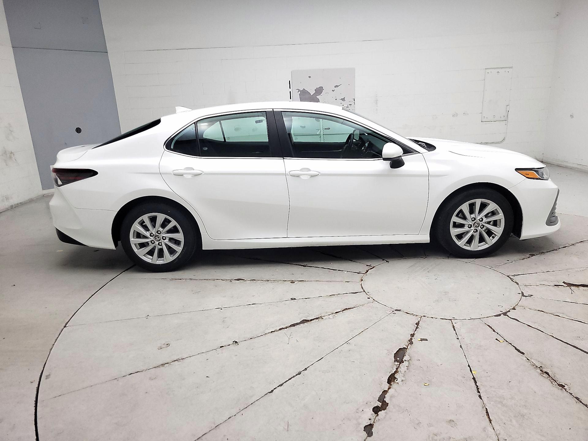 Thumbnail: 2023 Toyota Camry - 4