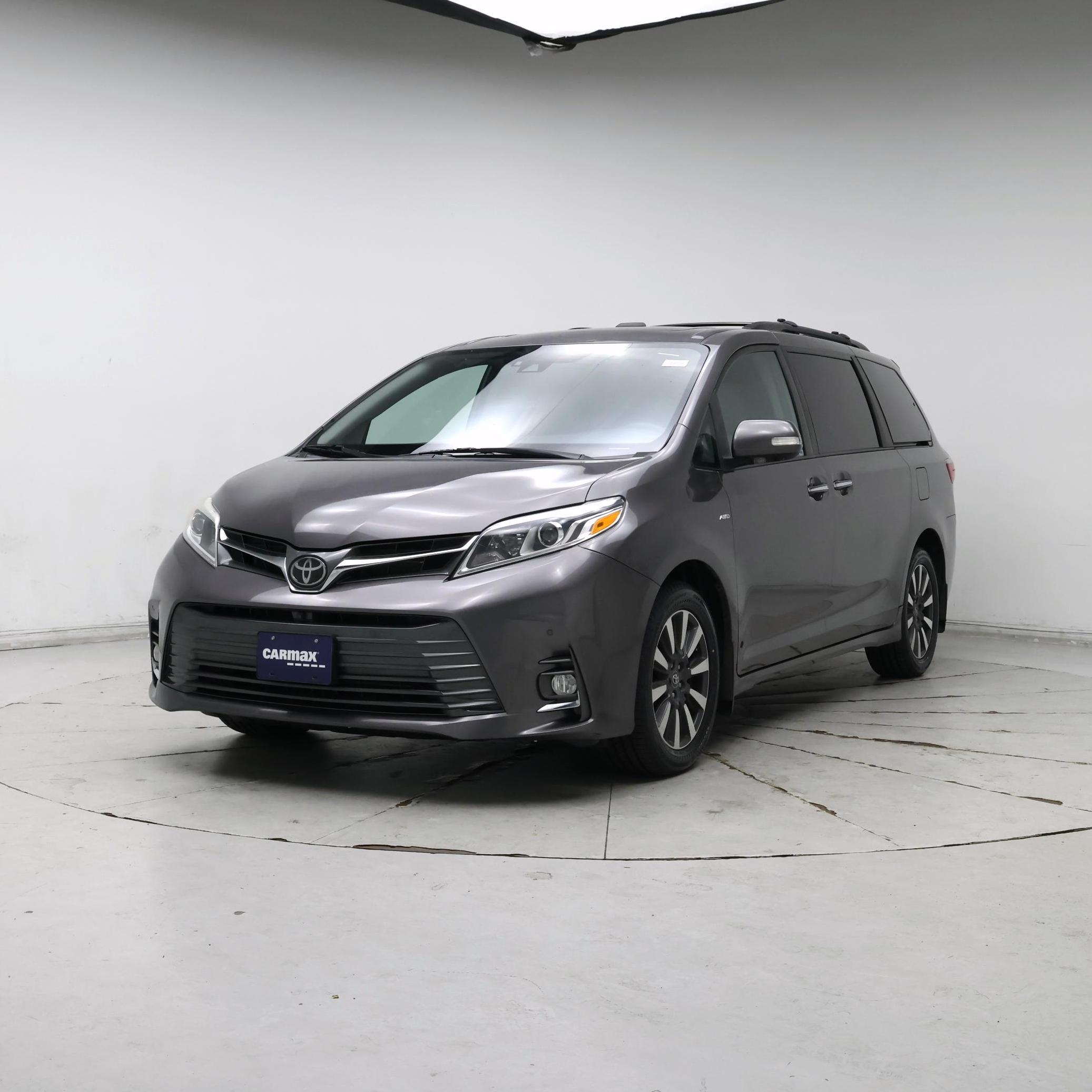Thumbnail: 2020 Toyota Sienna - 4