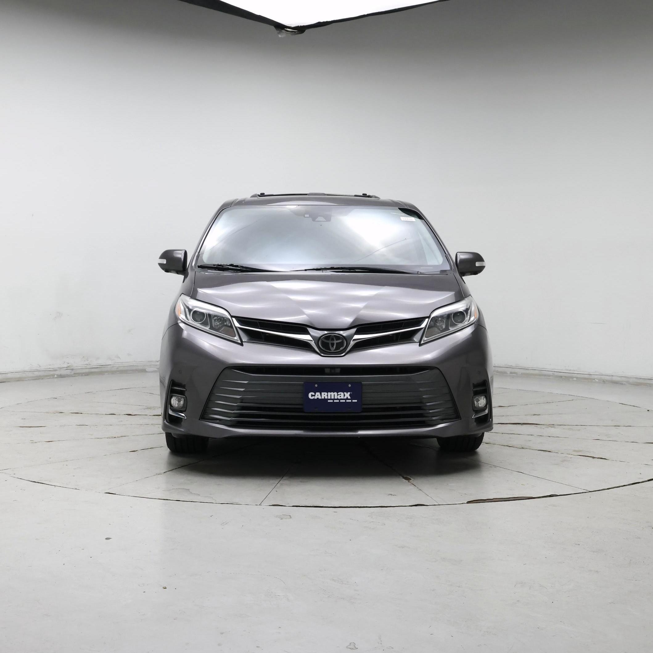 Thumbnail: 2020 Toyota Sienna - 5