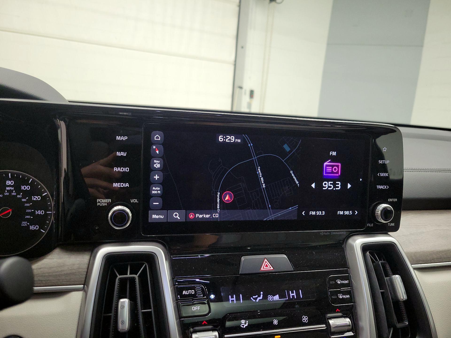 Thumbnail: 2022 Kia Sorento - 12