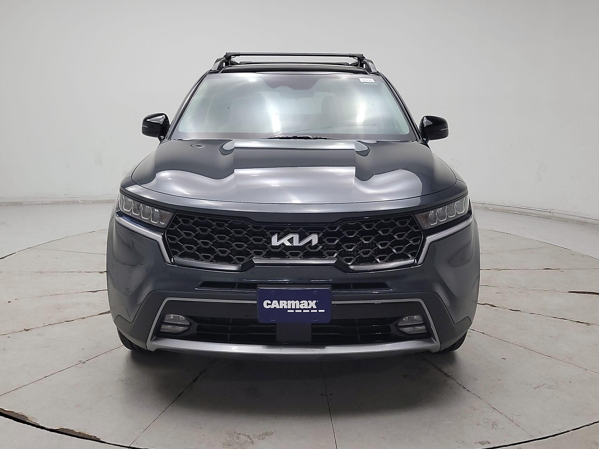 Thumbnail: 2022 Kia Sorento - 2