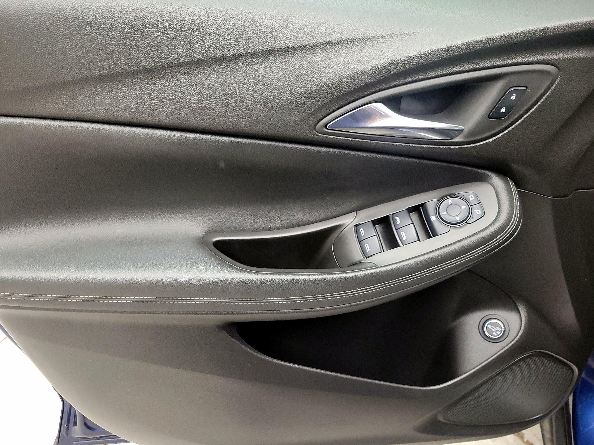 Thumbnail: 2023 Buick Encore GX - 12