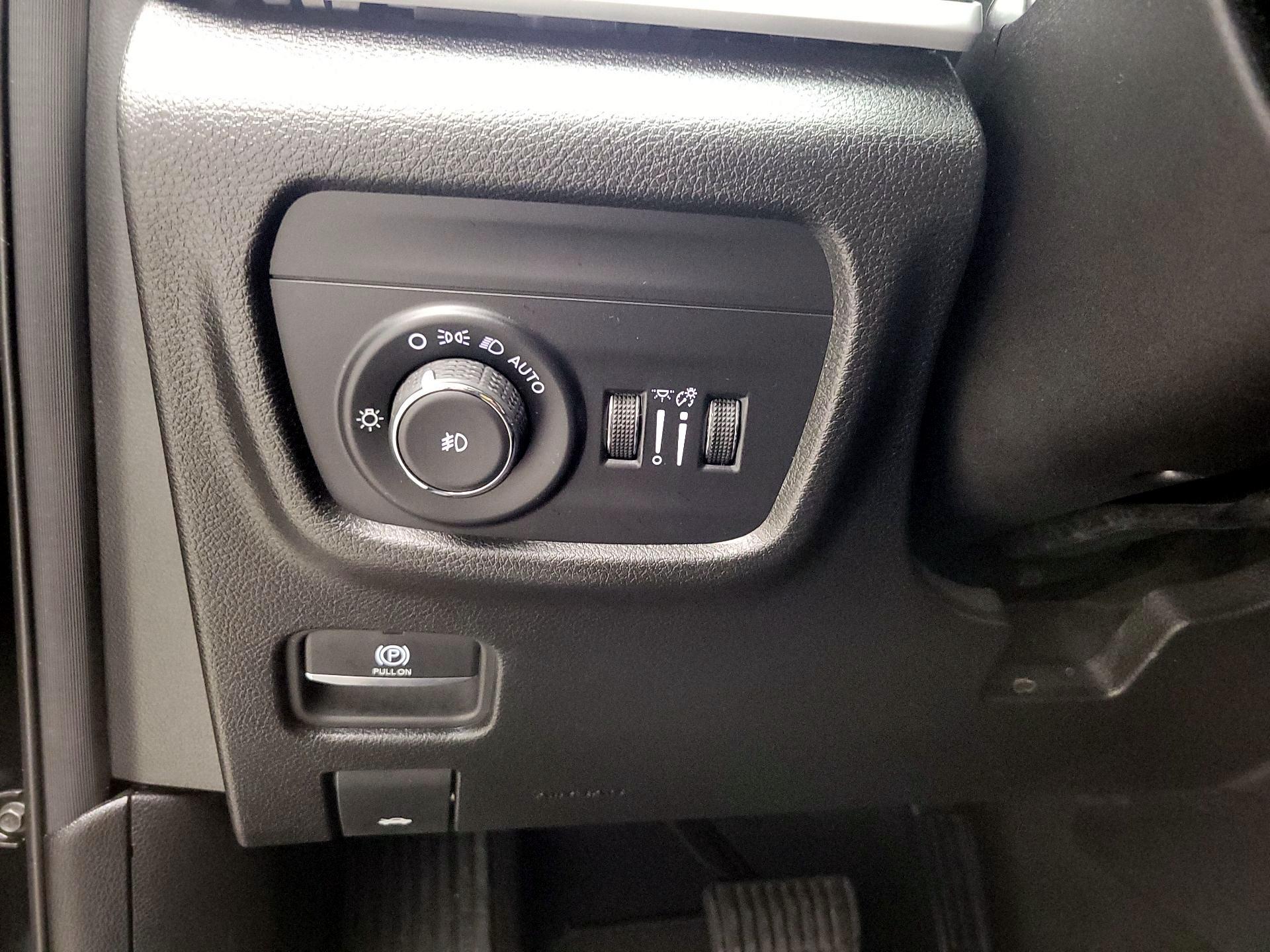 Thumbnail: 2024 Jeep Grand Cherokee - 11