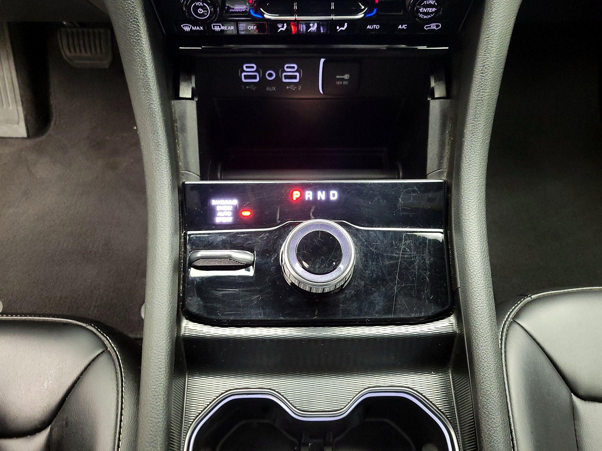 Thumbnail: 2024 Jeep Grand Cherokee - 16