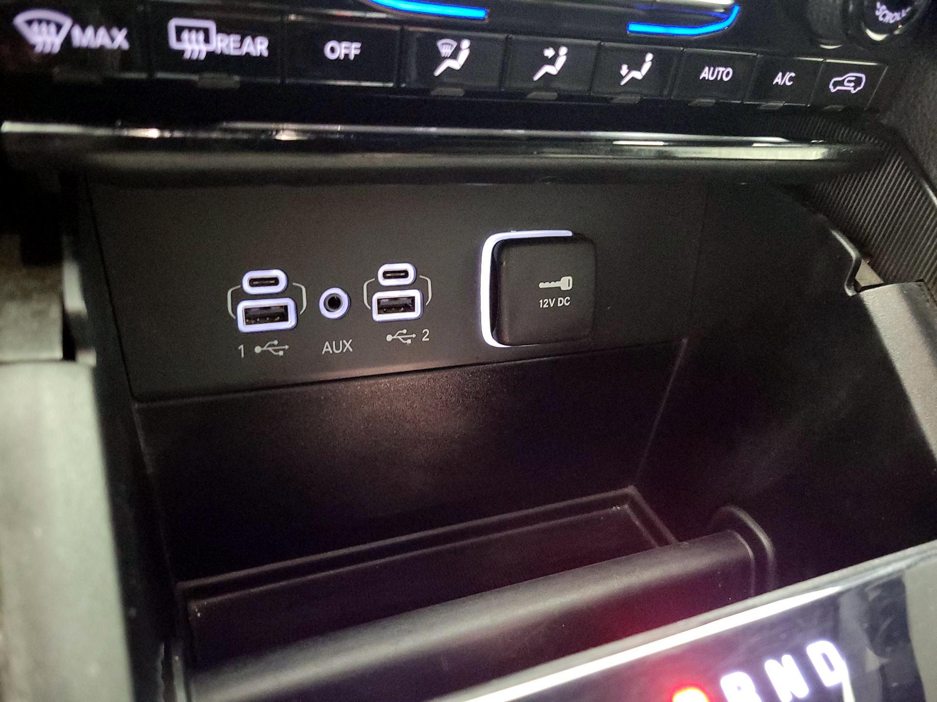 Thumbnail: 2024 Jeep Grand Cherokee - 17