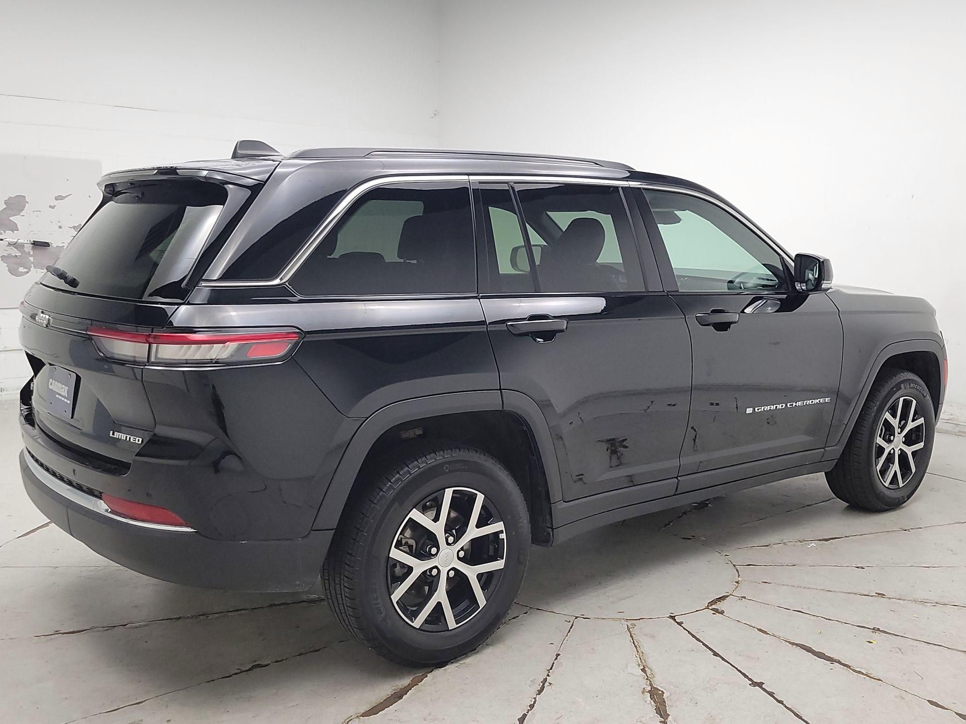 Thumbnail: 2024 Jeep Grand Cherokee - 5