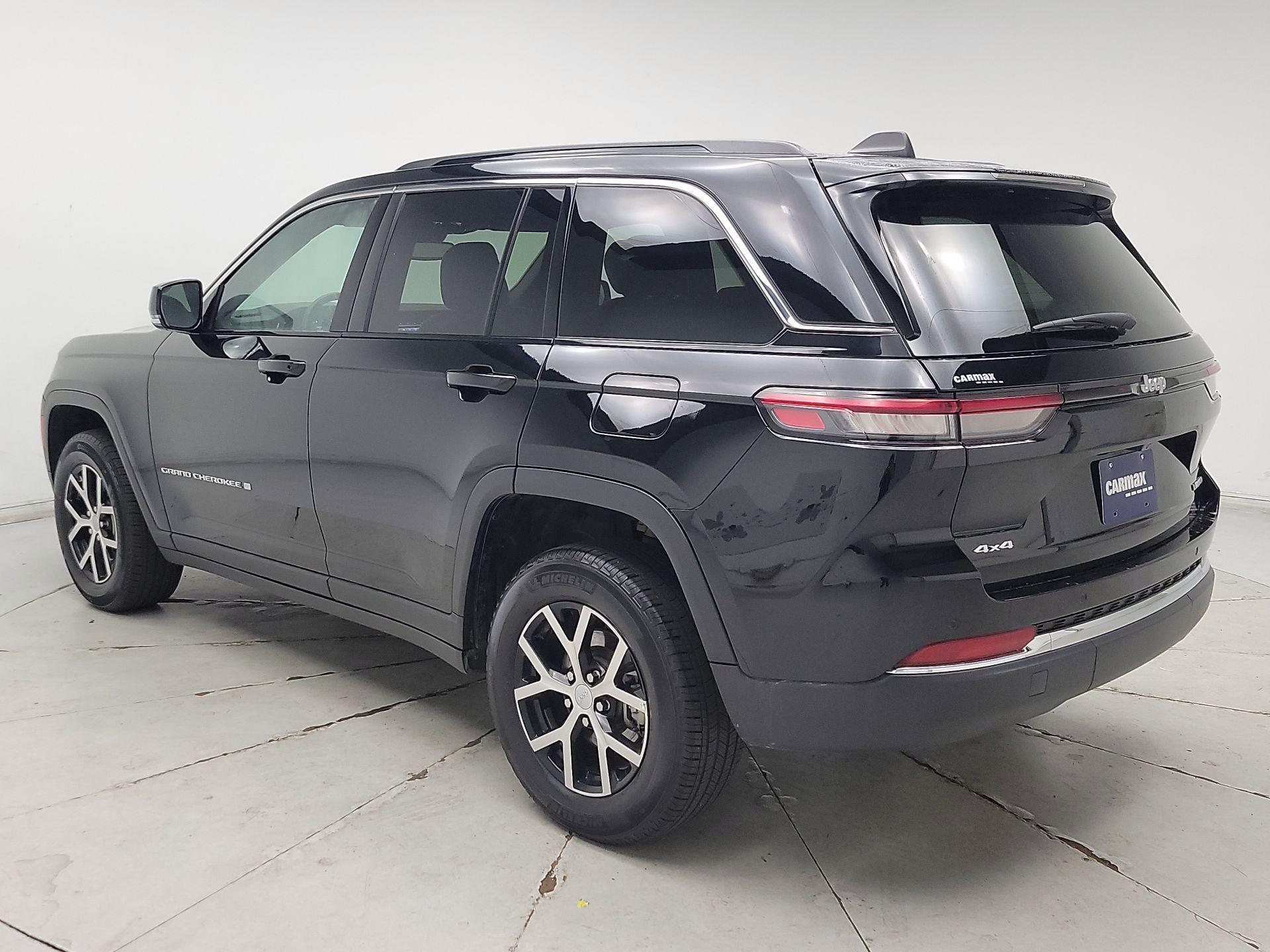 Thumbnail: 2024 Jeep Grand Cherokee - 7