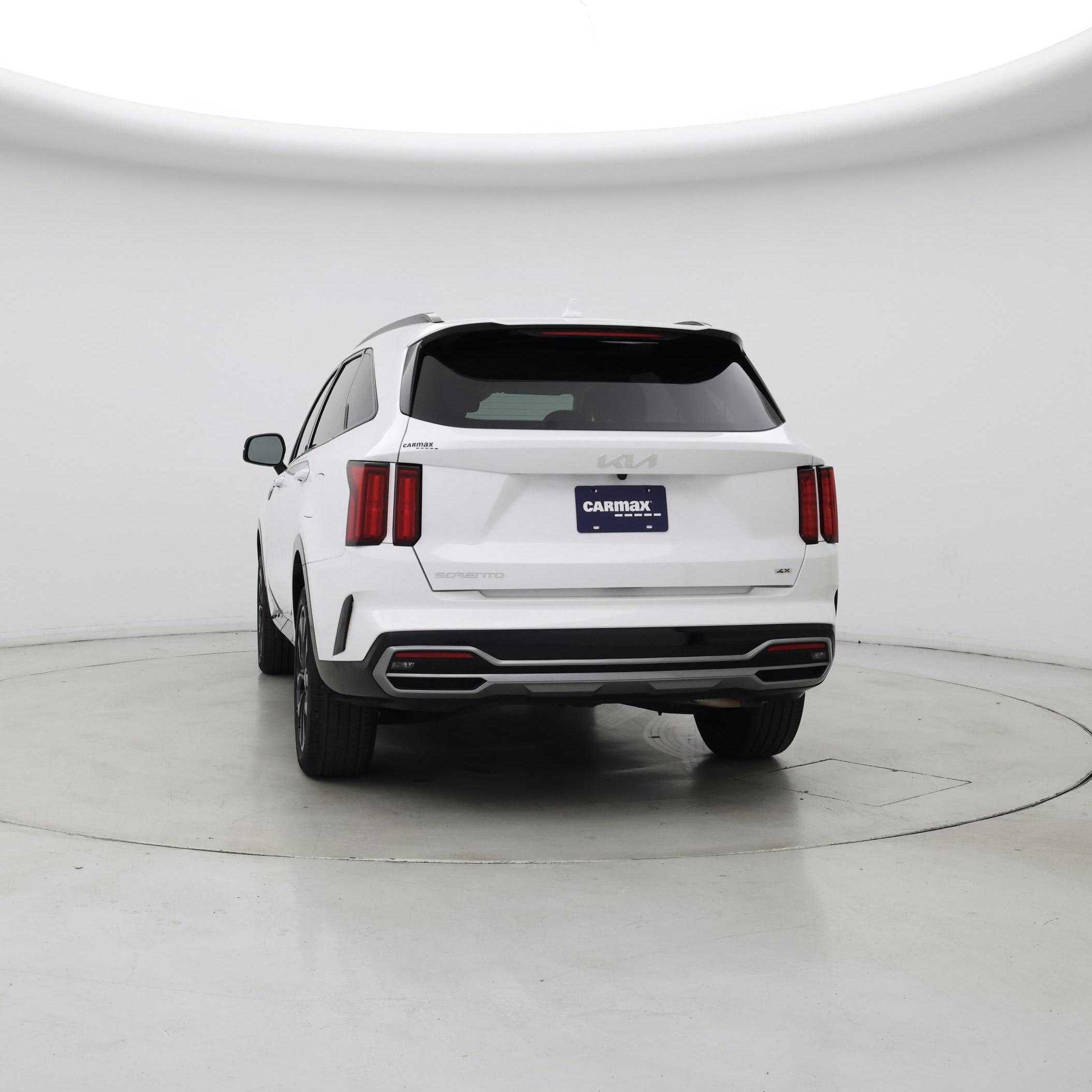 Thumbnail: 2023 Kia Sorento - 6