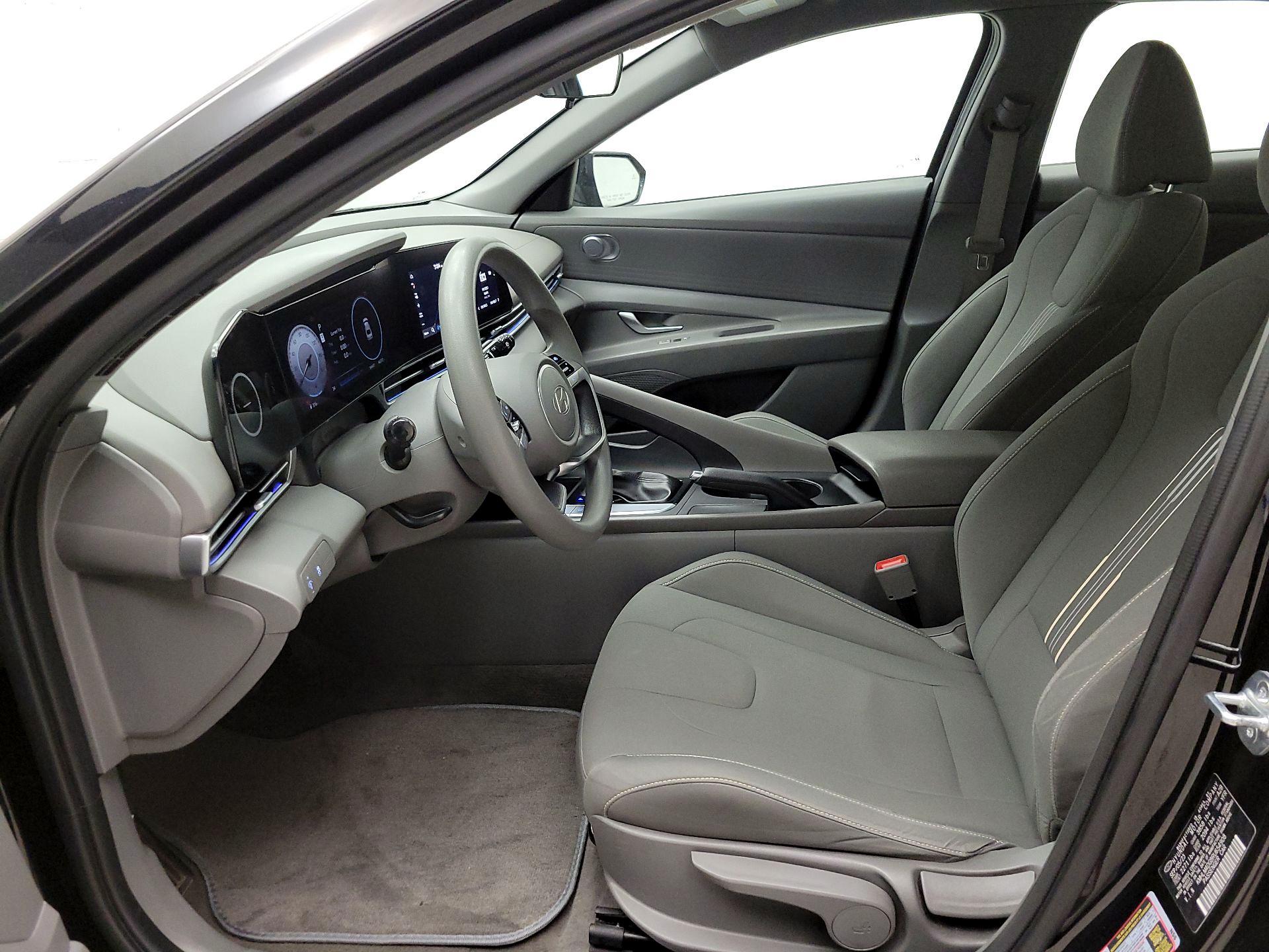 Thumbnail: 2024 Hyundai Elantra - 9