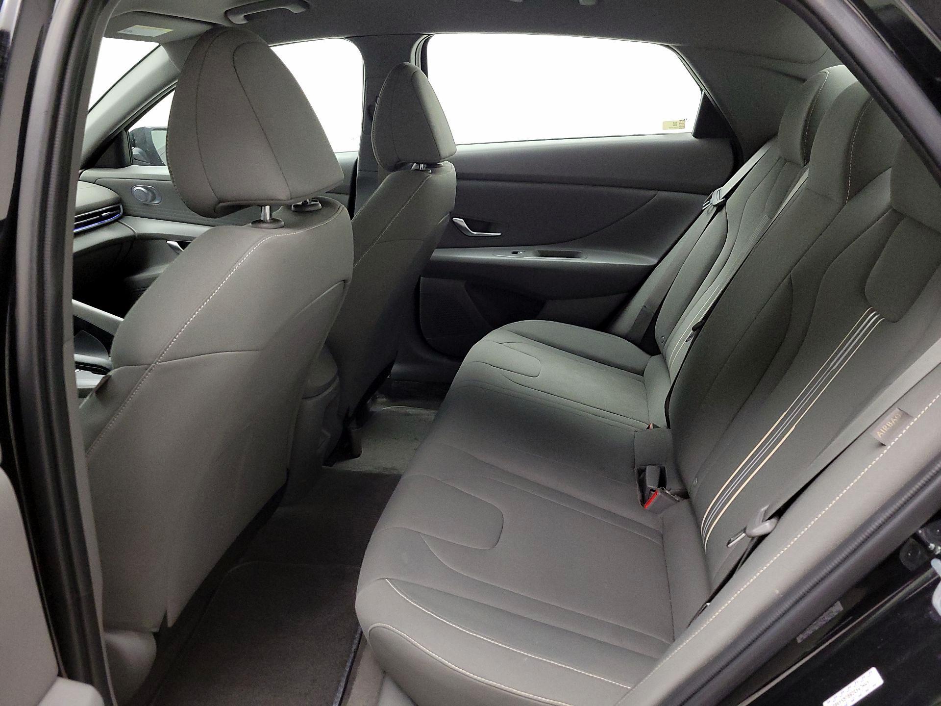 Thumbnail: 2024 Hyundai Elantra - 18