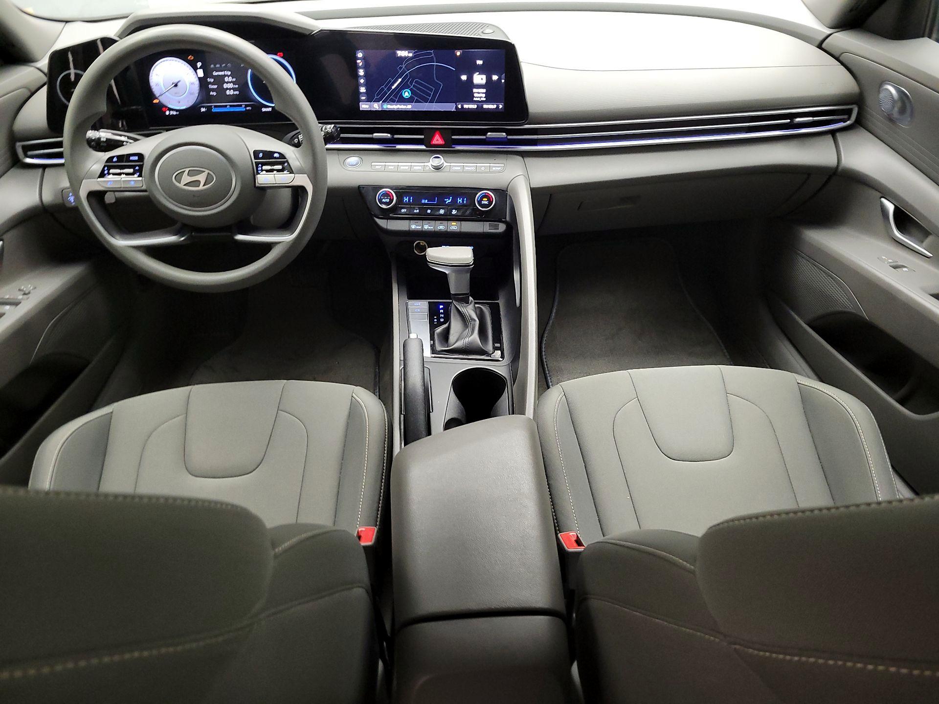 Thumbnail: 2024 Hyundai Elantra - 8