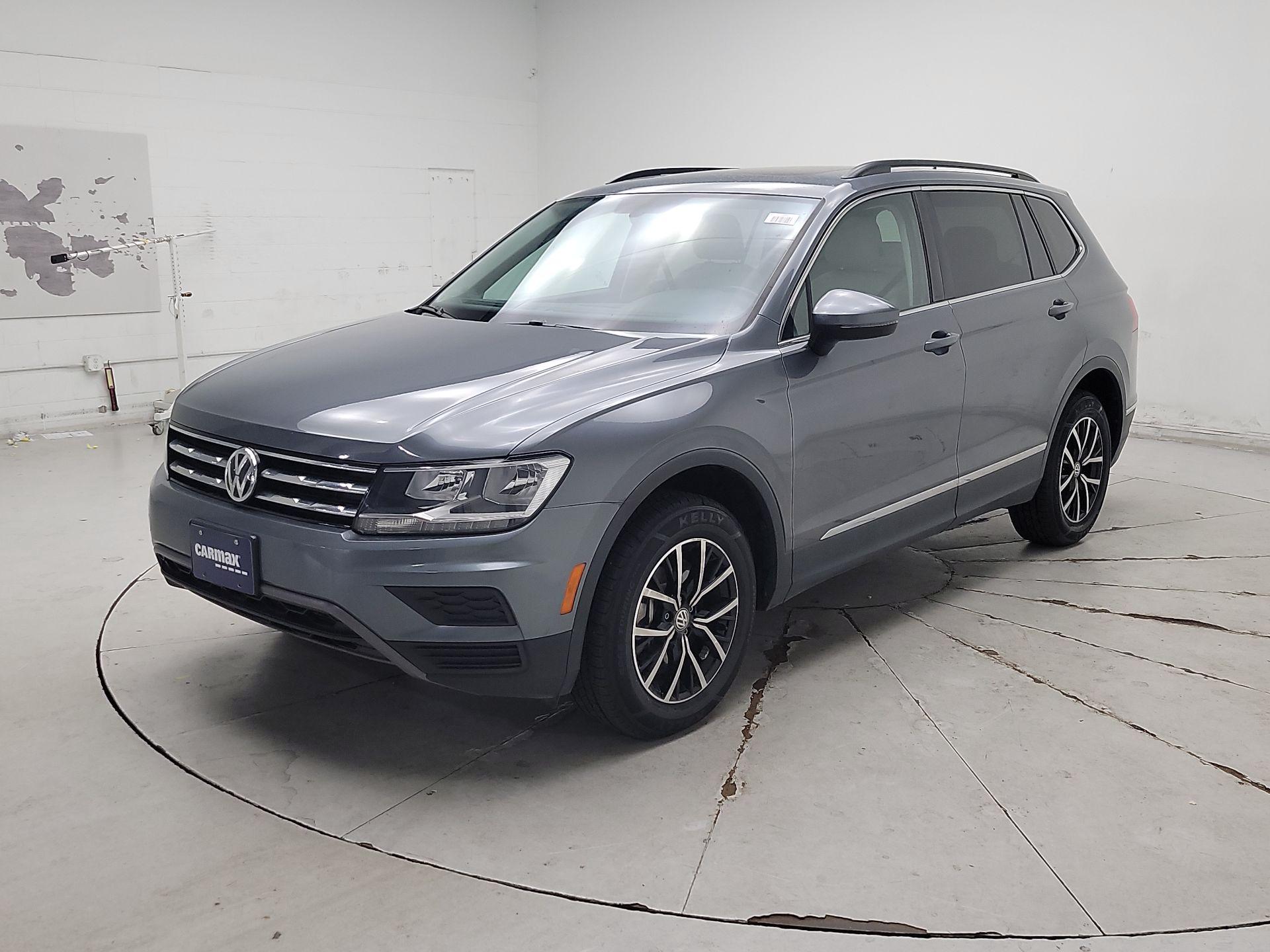 Thumbnail: 2021 Volkswagen Tiguan - 3