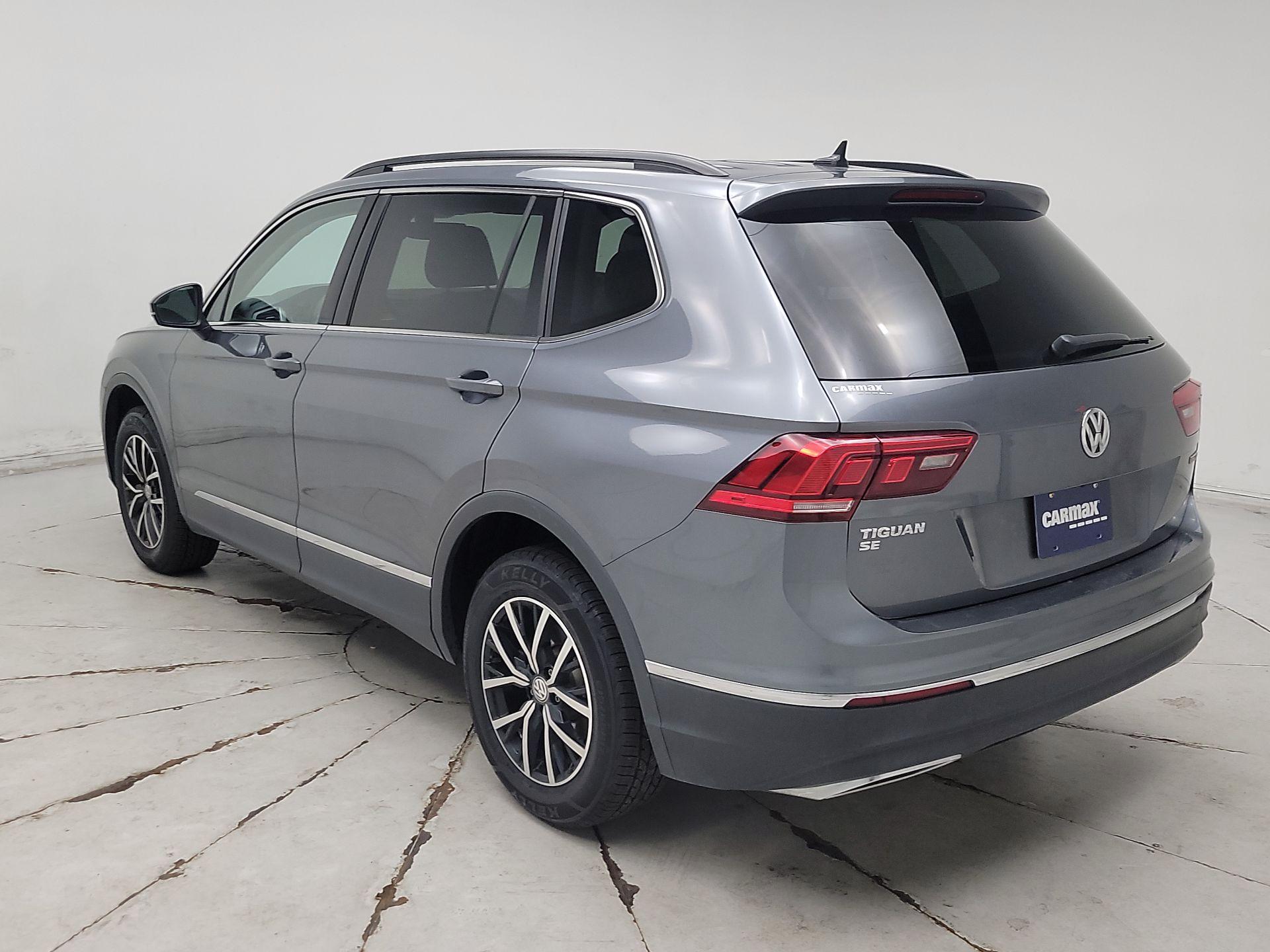 Thumbnail: 2021 Volkswagen Tiguan - 7