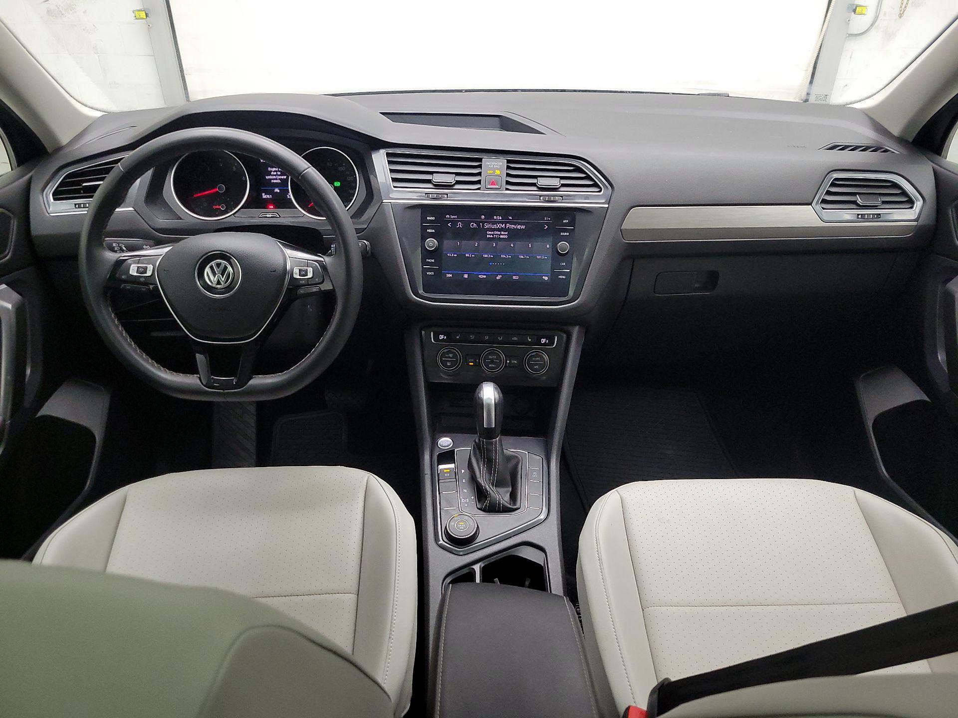 Thumbnail: 2021 Volkswagen Tiguan - 8