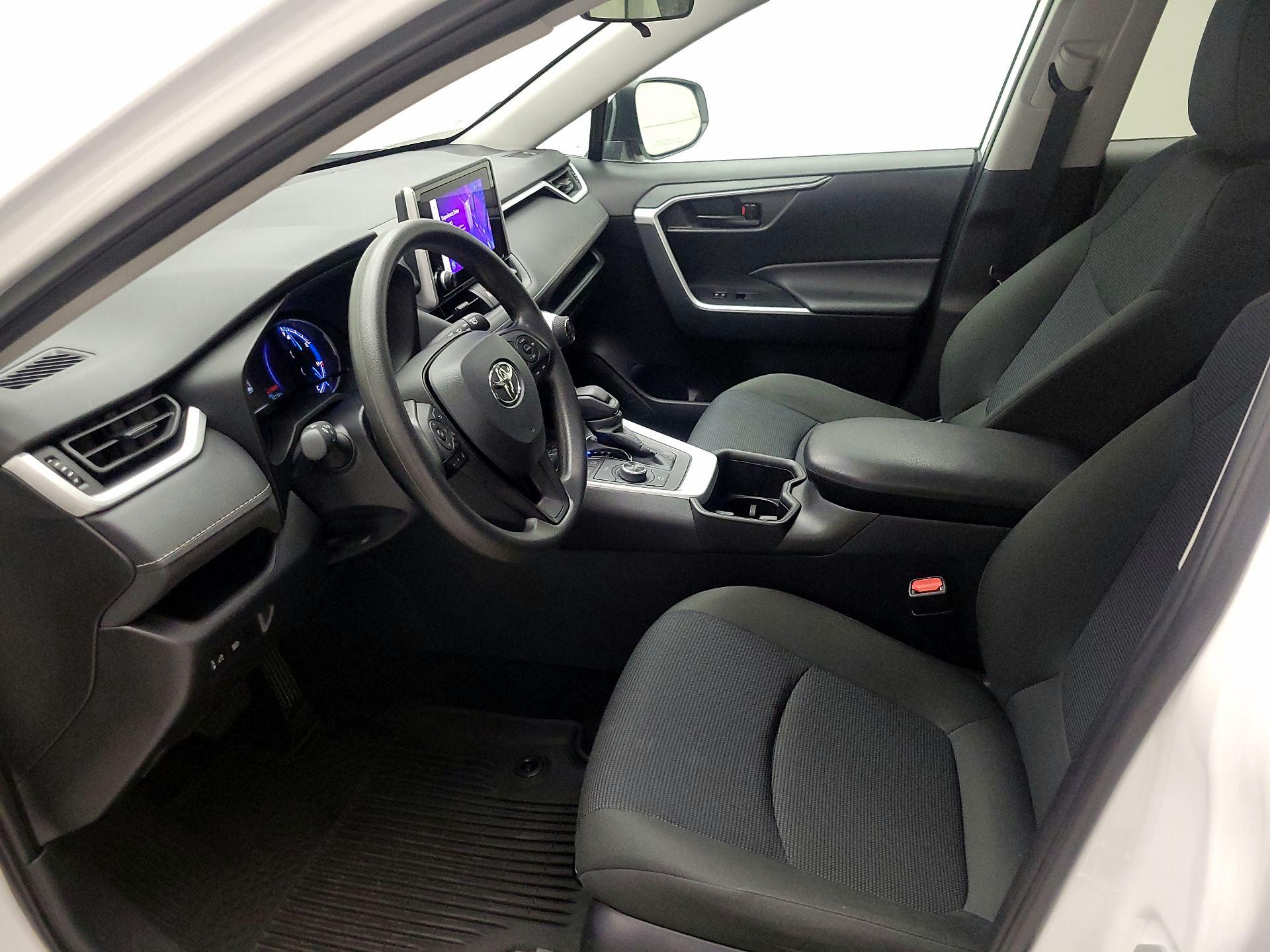 Thumbnail: 2024 Toyota RAV4 - 9