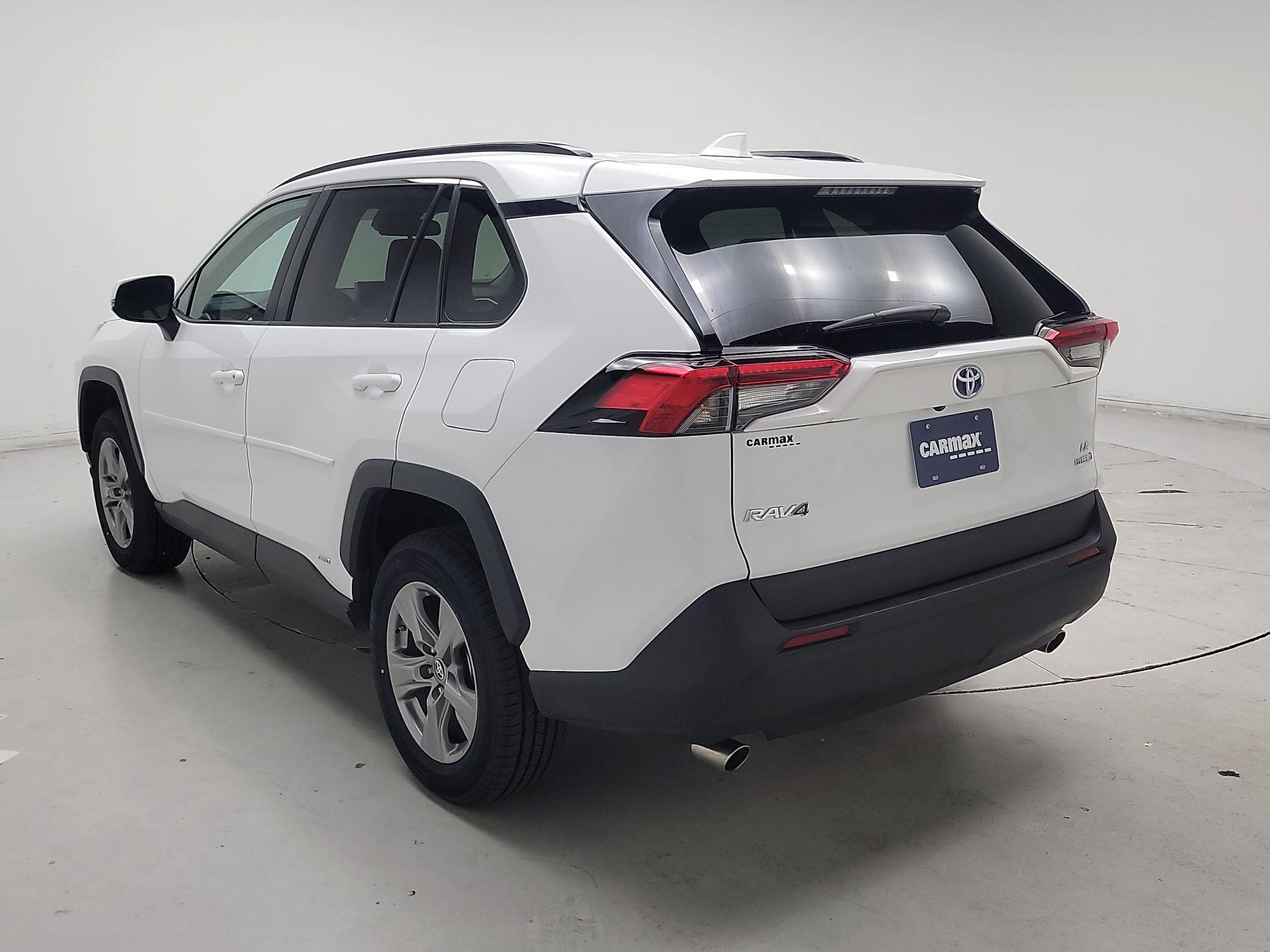 Thumbnail: 2024 Toyota RAV4 - 7