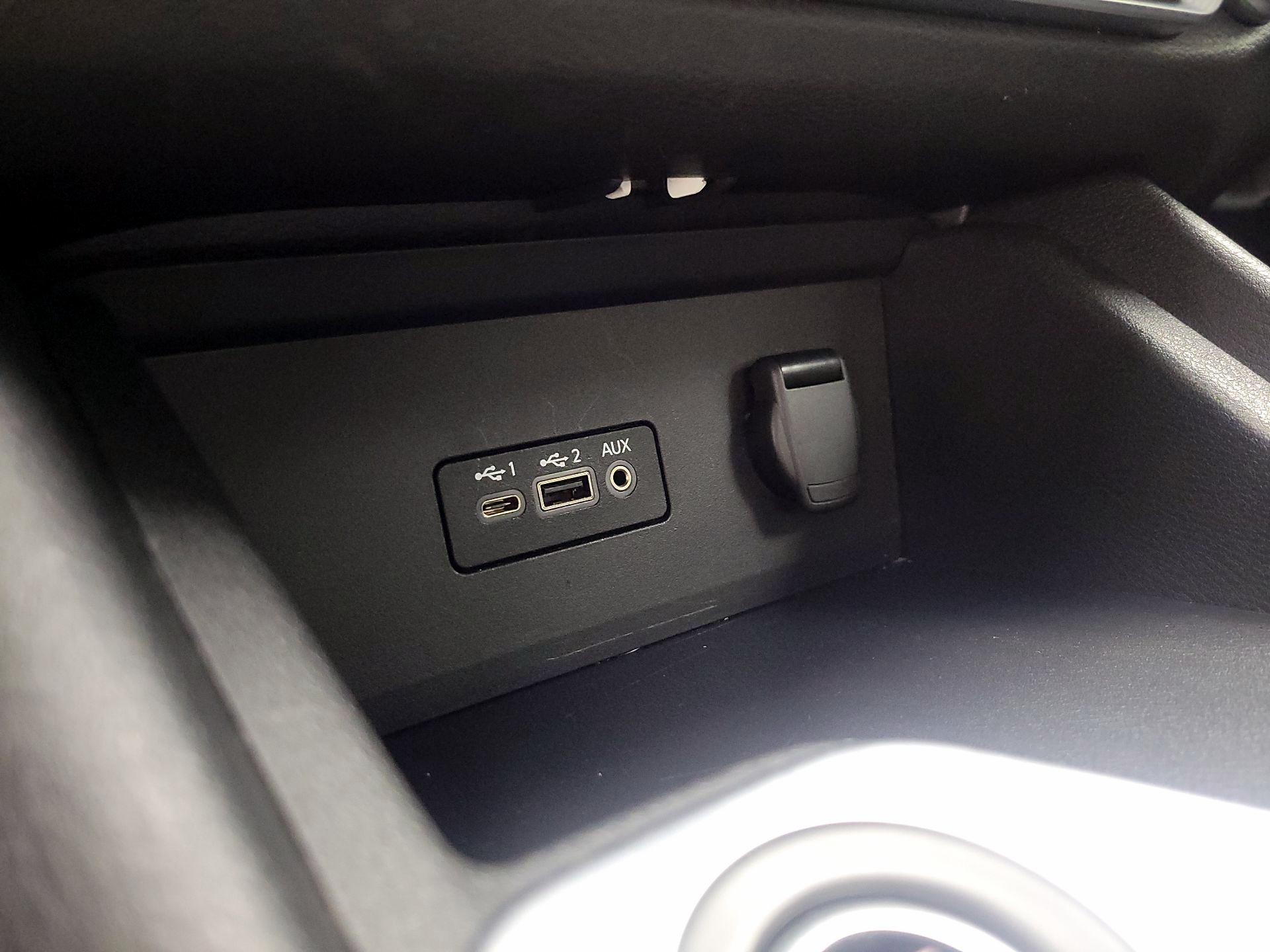 Thumbnail: 2023 Nissan Sentra - 16