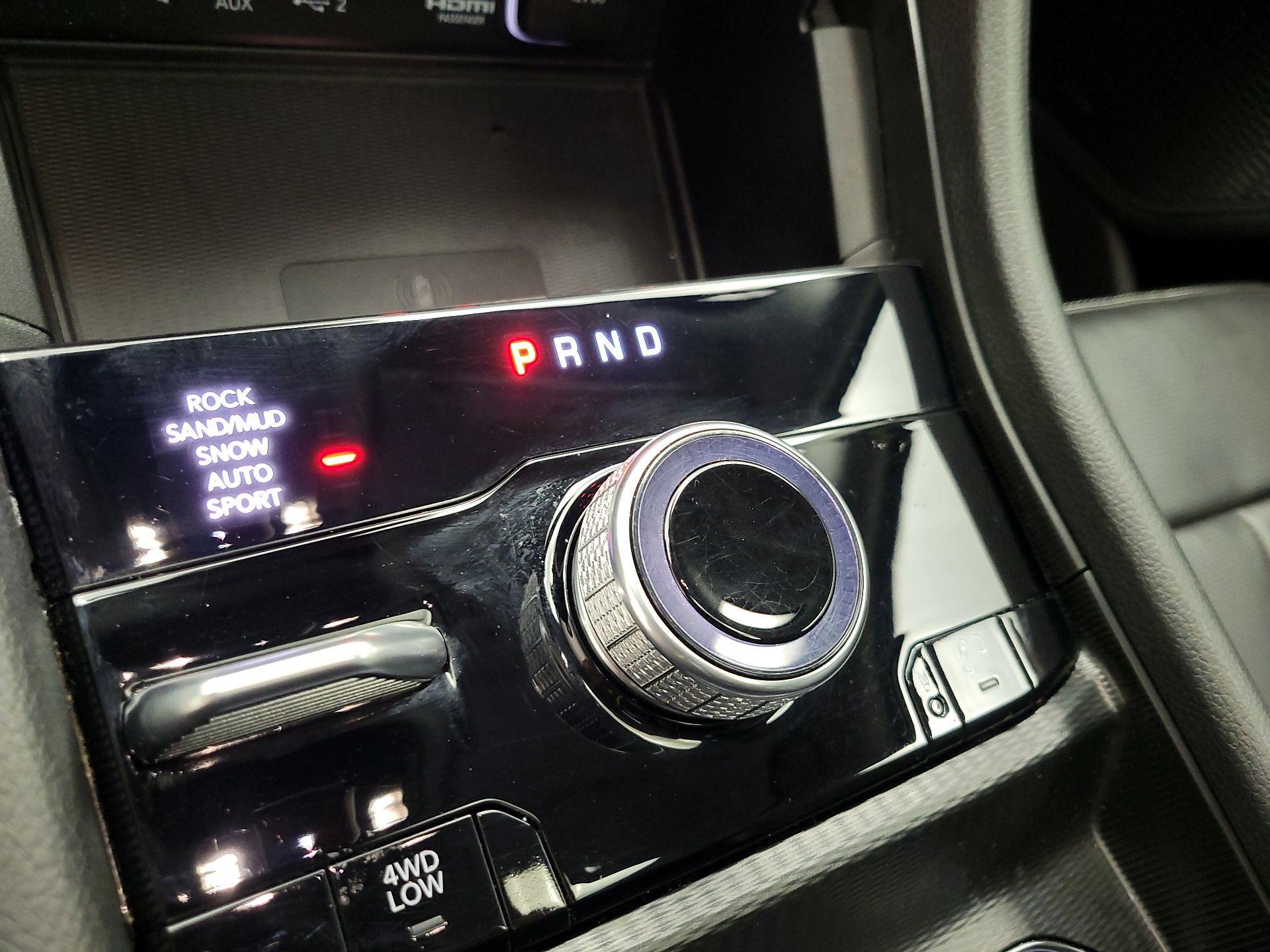 Thumbnail: 2023 Jeep Grand Cherokee - 16