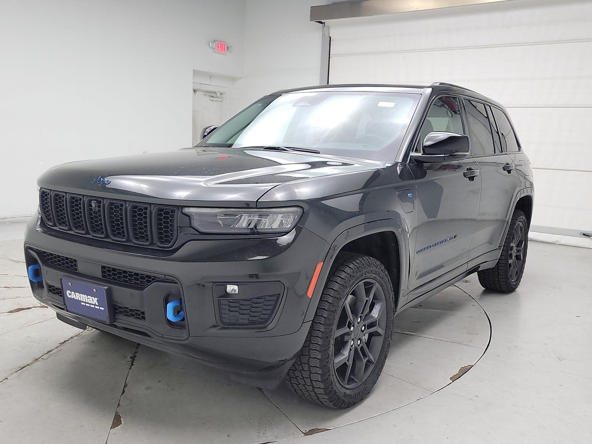 Thumbnail: 2023 Jeep Grand Cherokee - 3