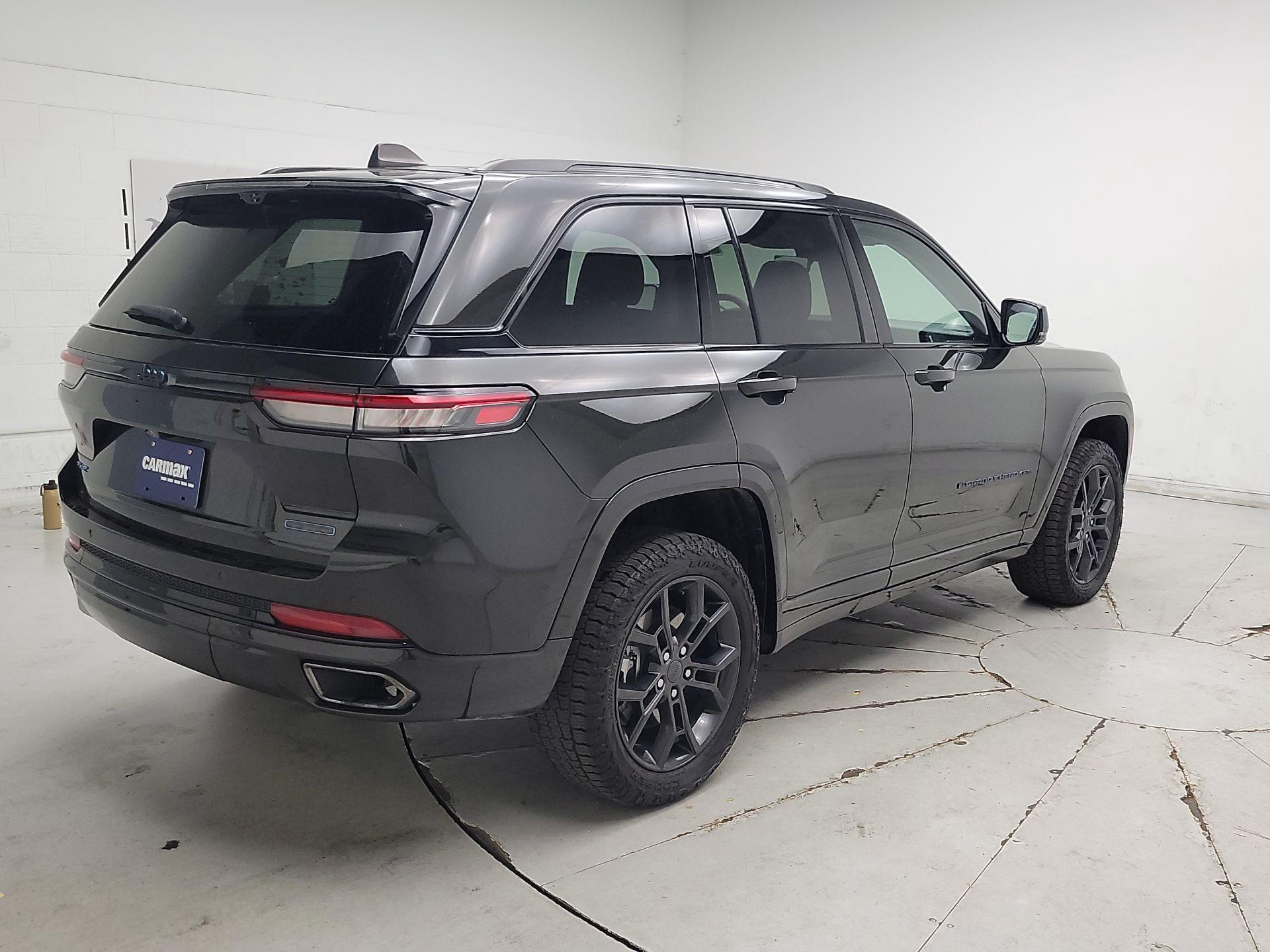 Thumbnail: 2023 Jeep Grand Cherokee - 5