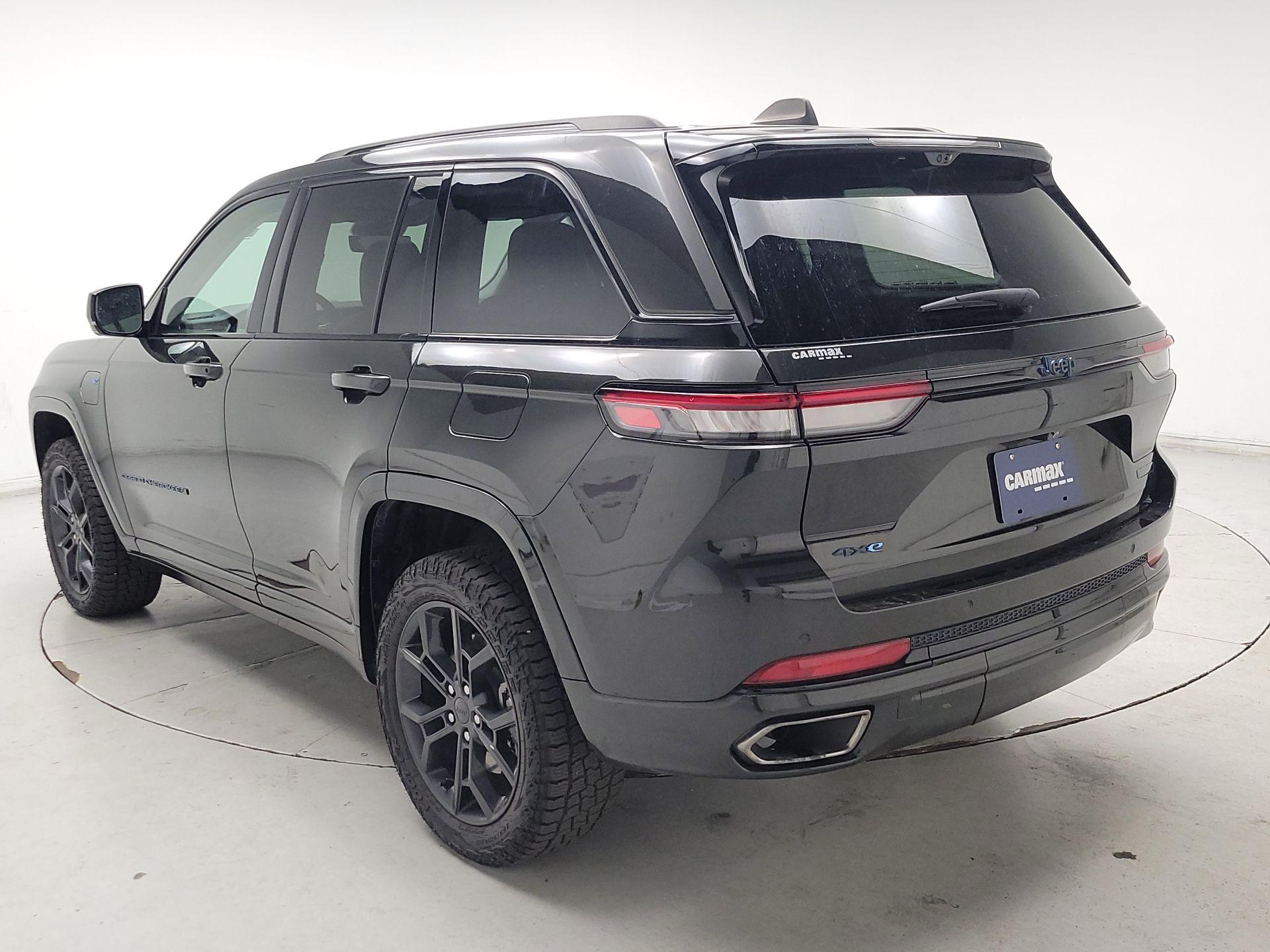 Thumbnail: 2023 Jeep Grand Cherokee - 7