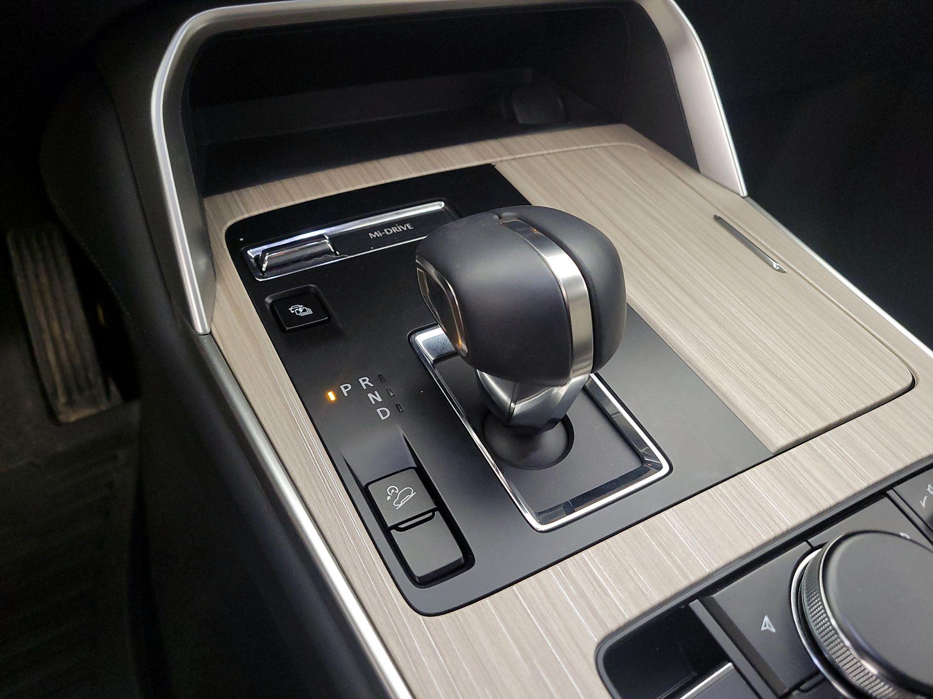 Thumbnail: 2024 Mazda CX-90 - 18