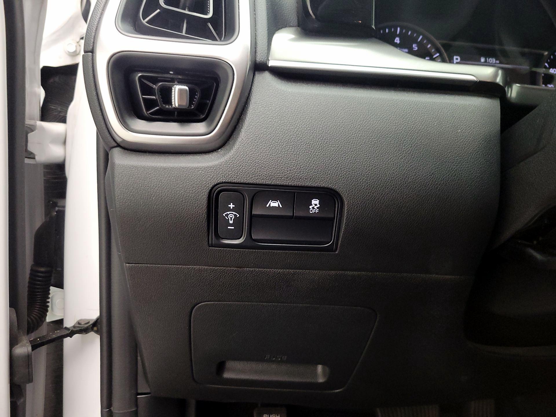 Thumbnail: 2022 Kia Sorento - 11