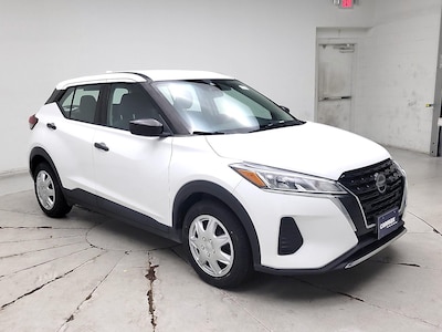 White 2021 Nissan Kicks S