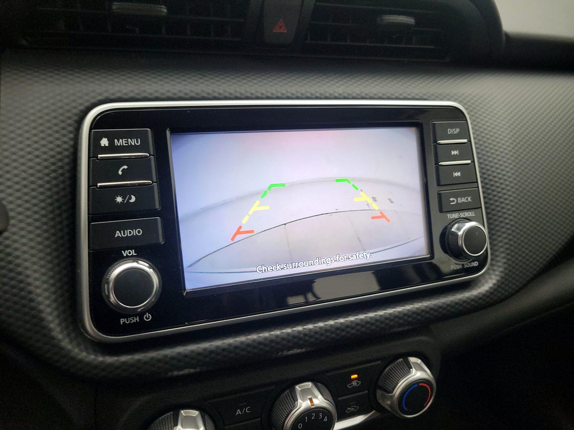 Thumbnail: 2021 Nissan Kicks - 12