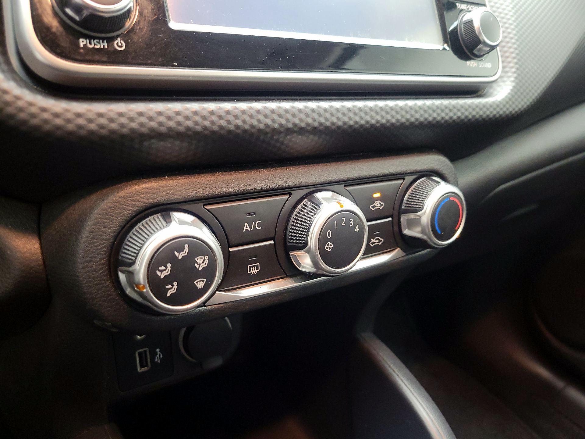 Thumbnail: 2021 Nissan Kicks - 14