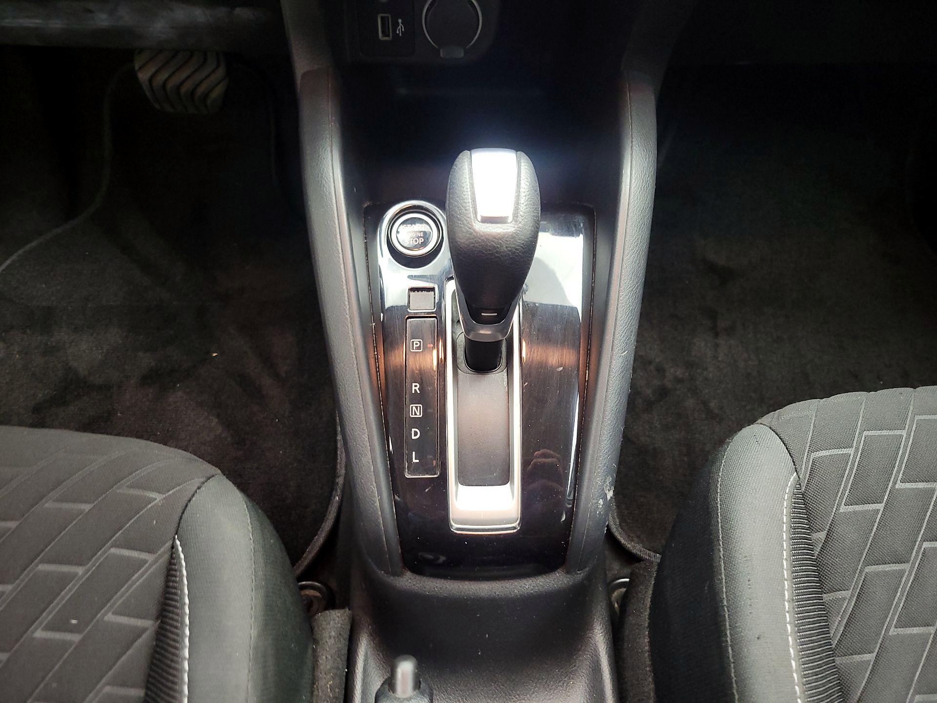 Thumbnail: 2021 Nissan Kicks - 15