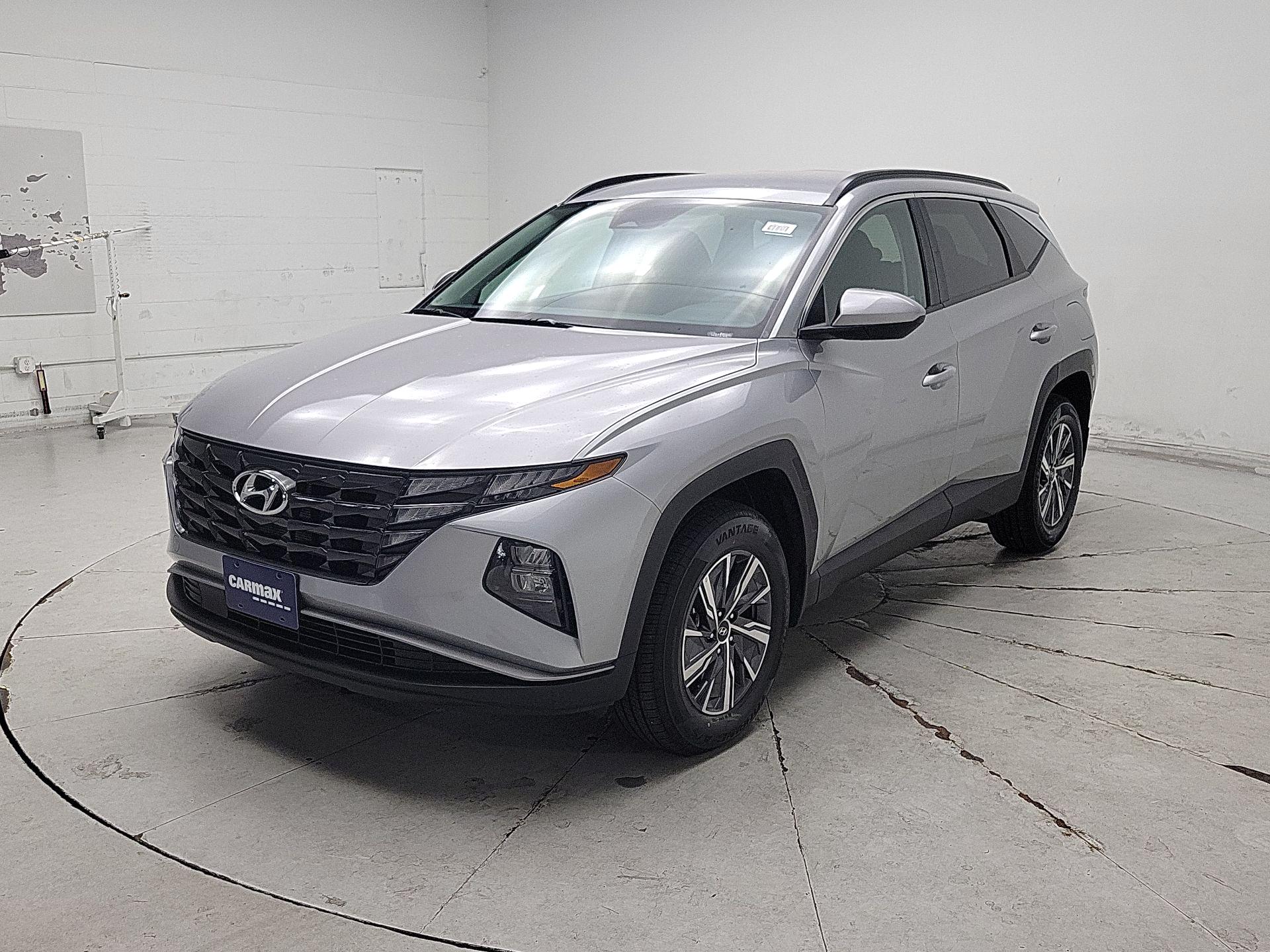 Thumbnail: 2024 Hyundai Tucson - 3