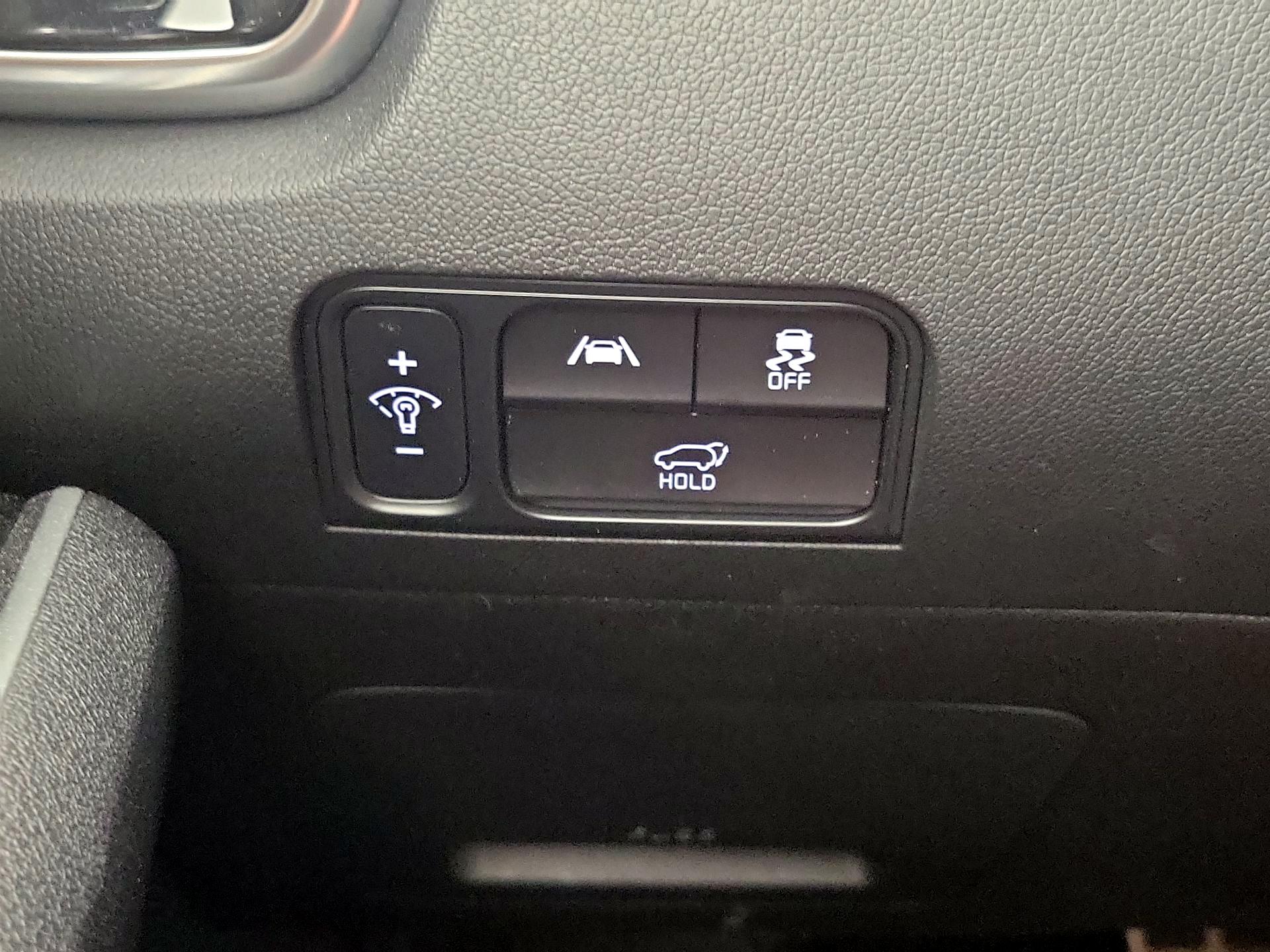 Thumbnail: 2023 Kia Sorento - 13