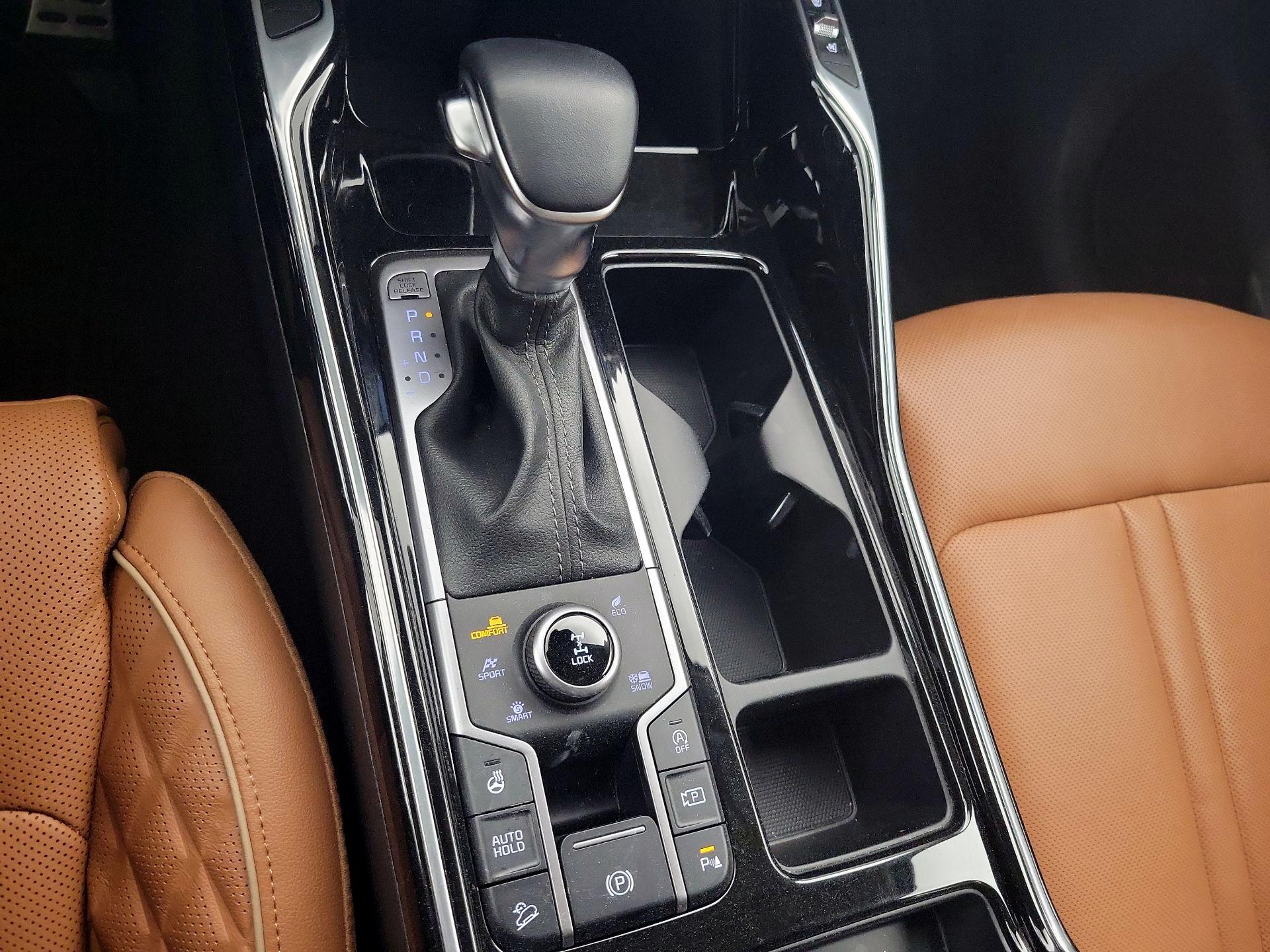 Thumbnail: 2023 Kia Sorento - 18