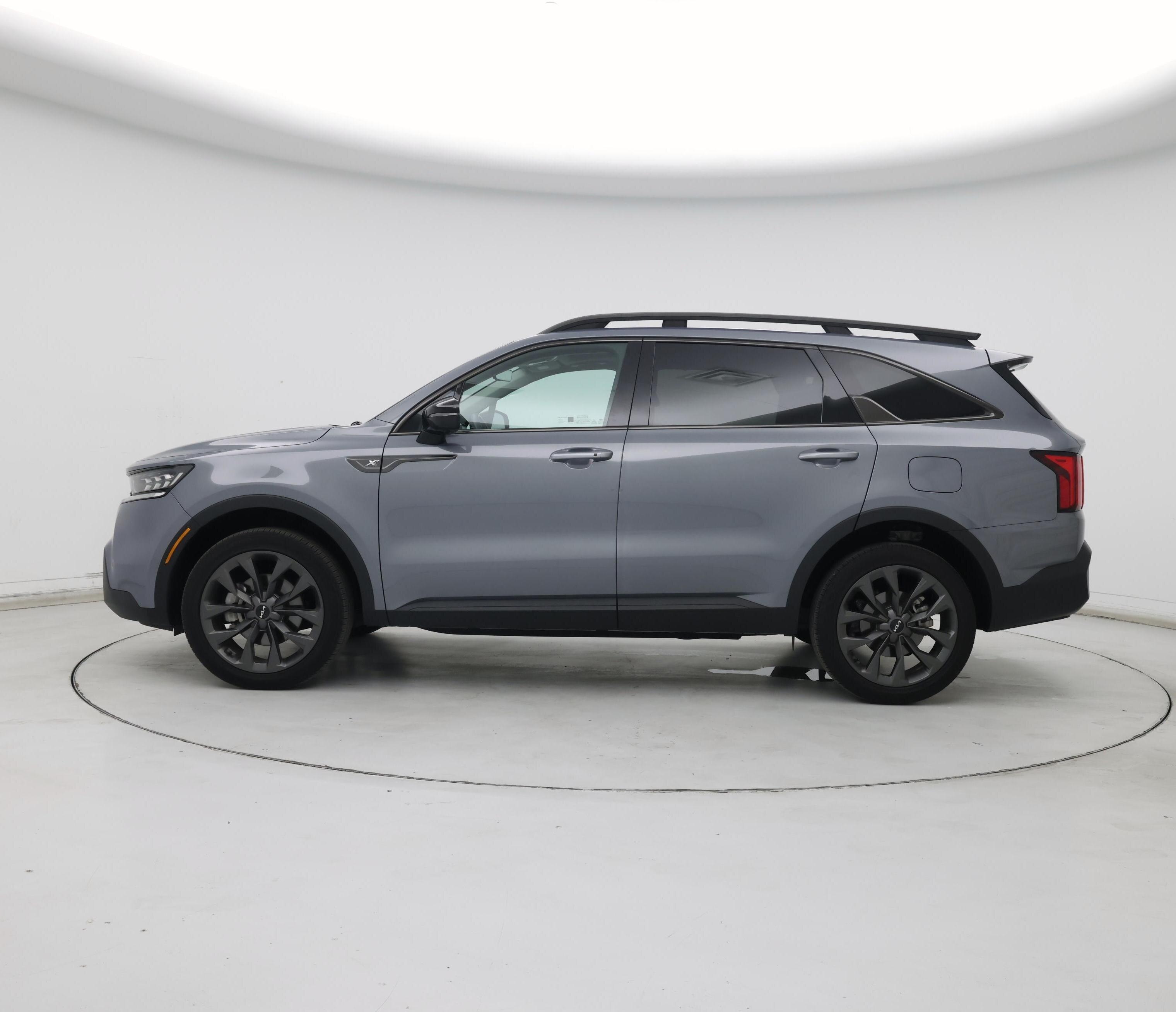 Thumbnail: 2023 Kia Sorento - 3