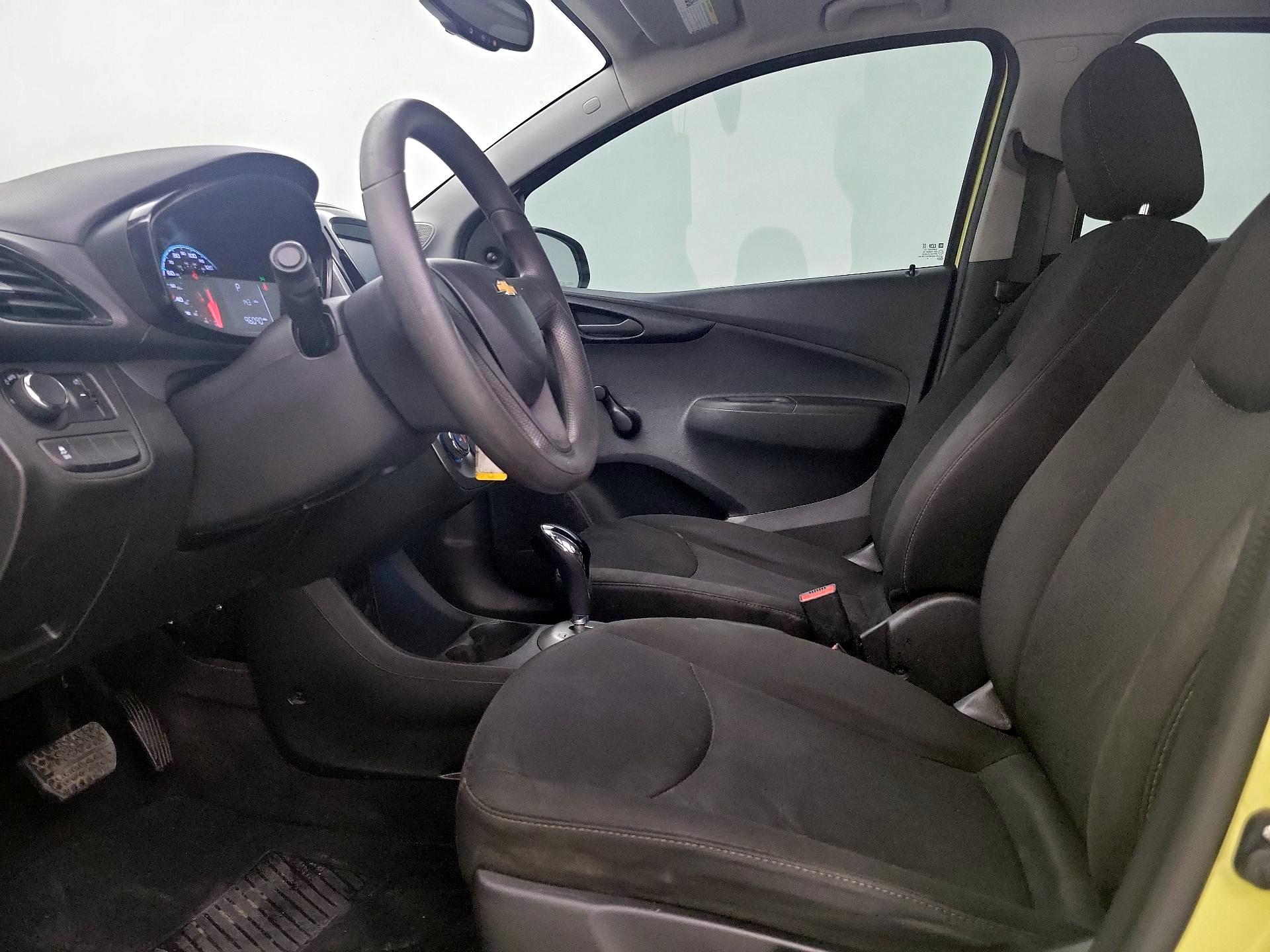 Thumbnail: 2017 Chevrolet Spark - 11