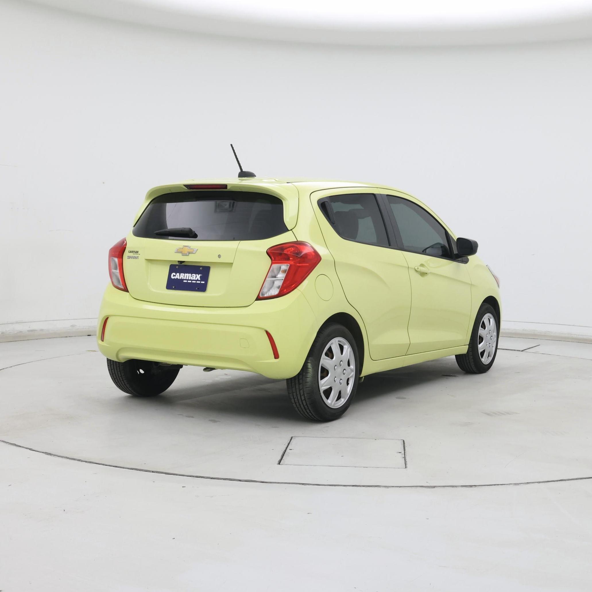 Thumbnail: 2017 Chevrolet Spark - 8