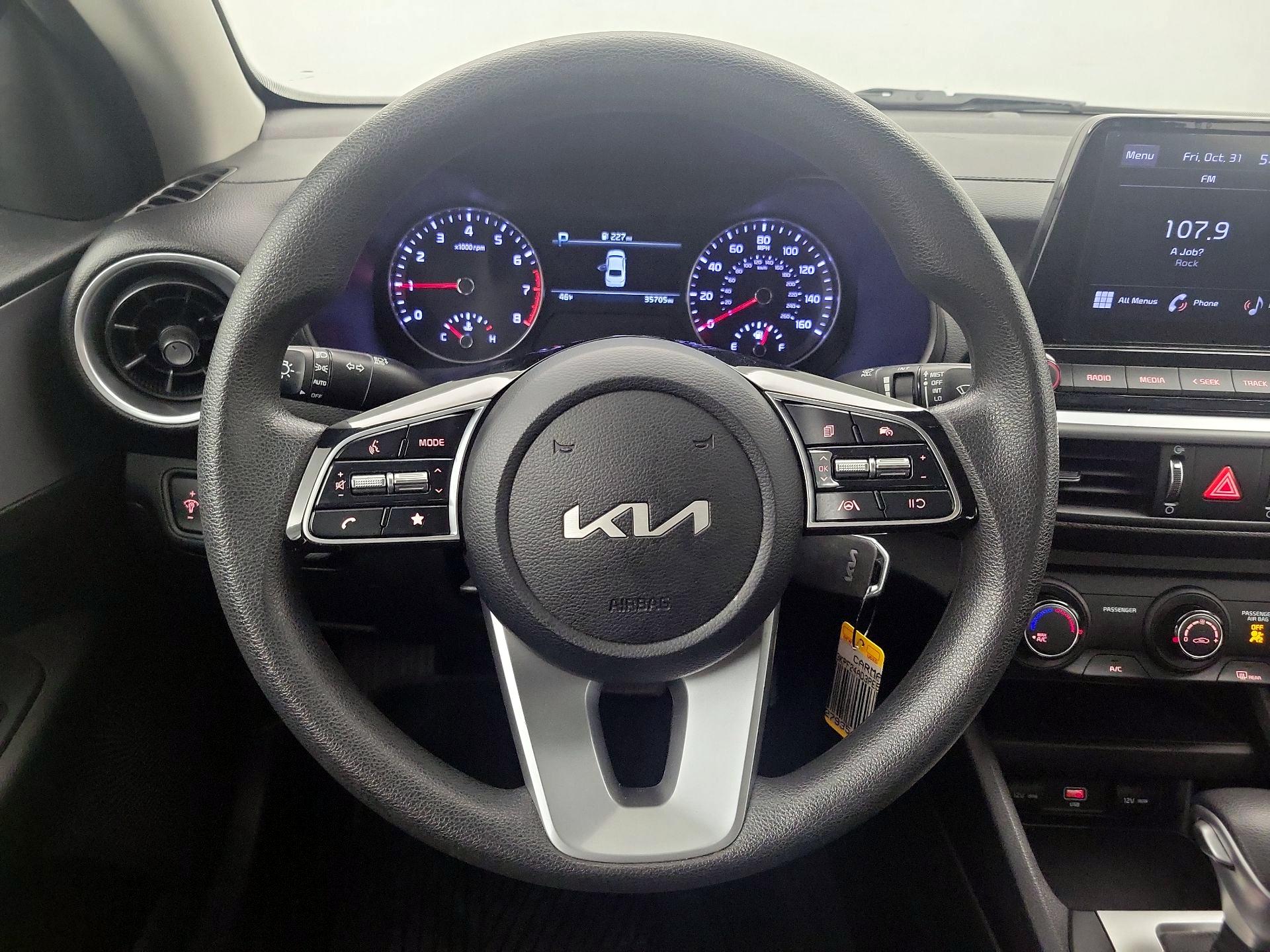 Thumbnail: 2023 Kia Forte - 10