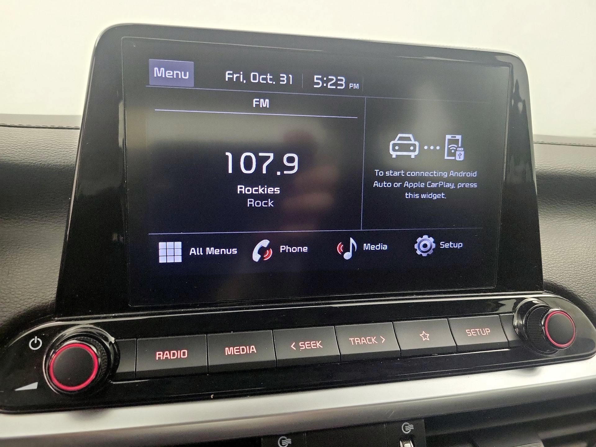 Thumbnail: 2023 Kia Forte - 15