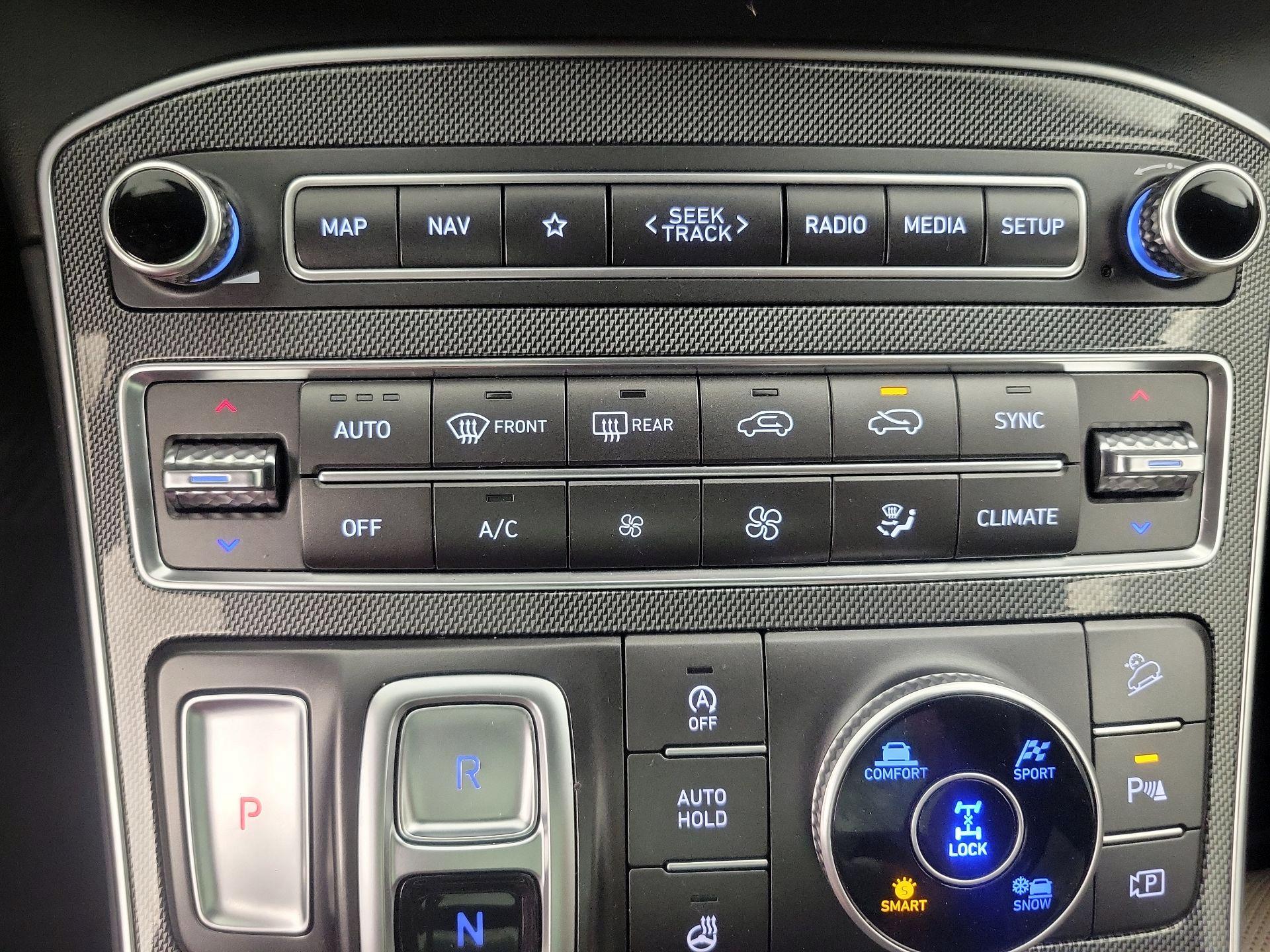 Thumbnail: 2023 Hyundai Santa Fe - 17