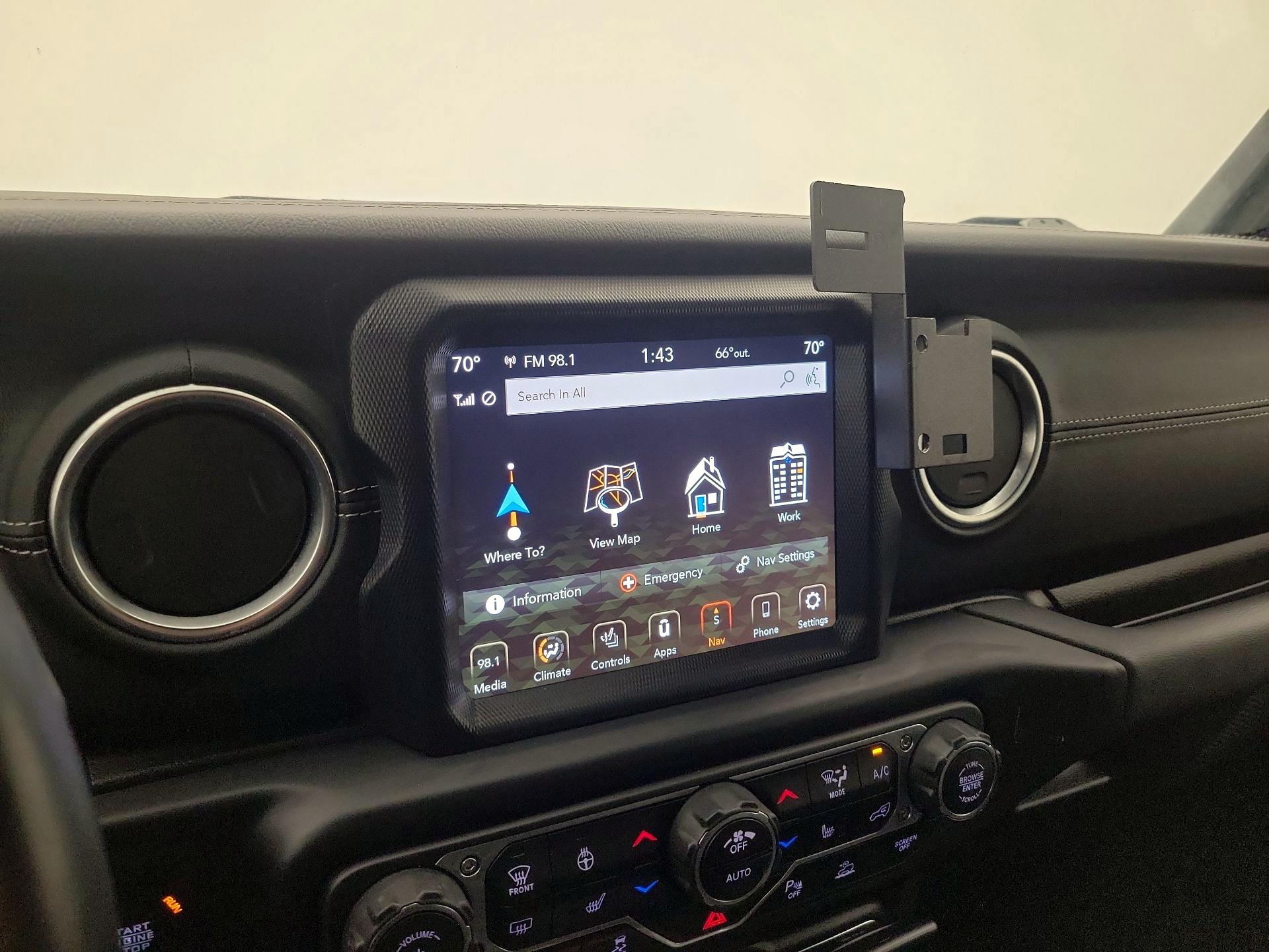 Thumbnail: 2021 Jeep Wrangler - 14