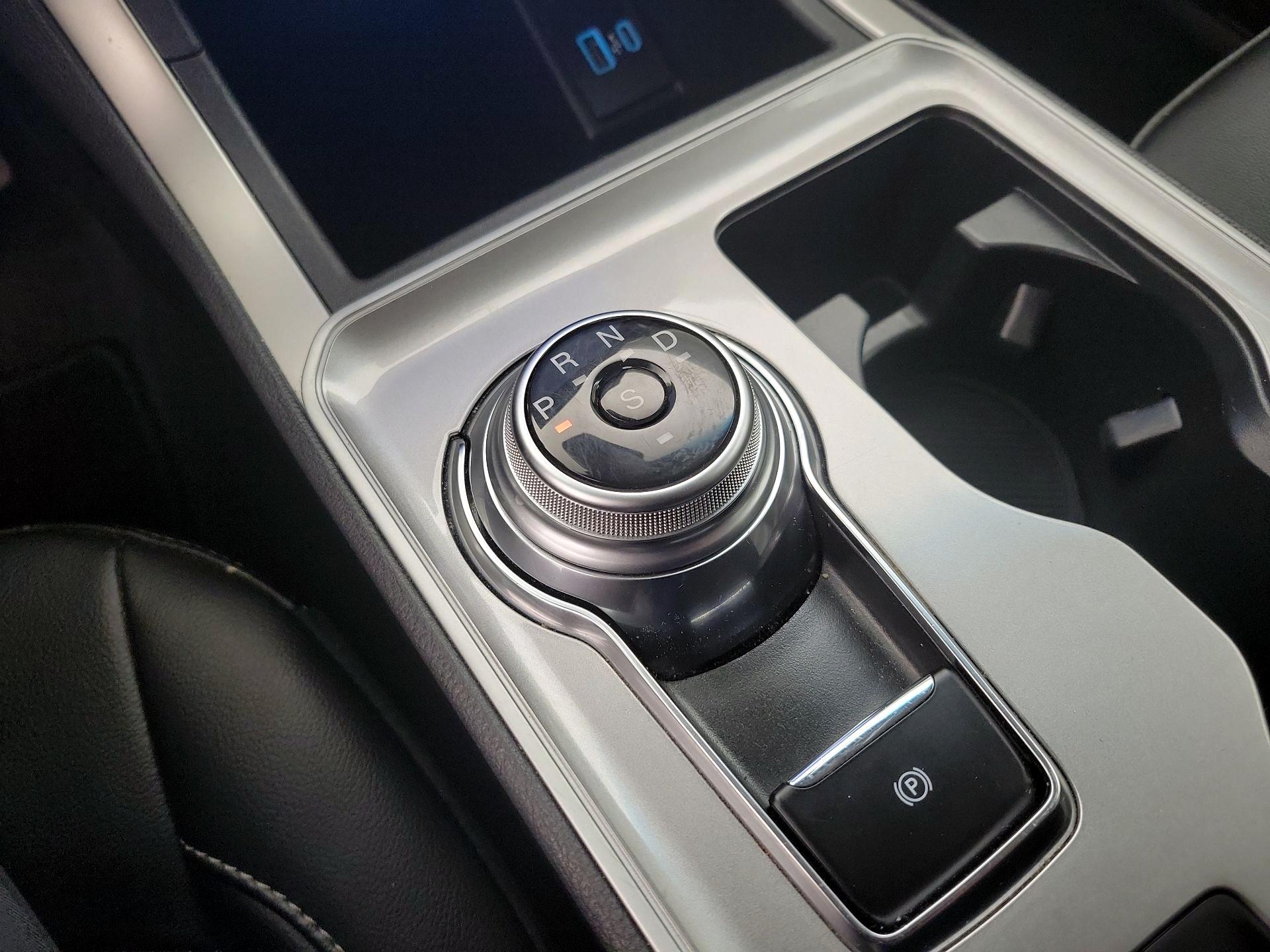 Thumbnail: 2024 Ford Edge - 17