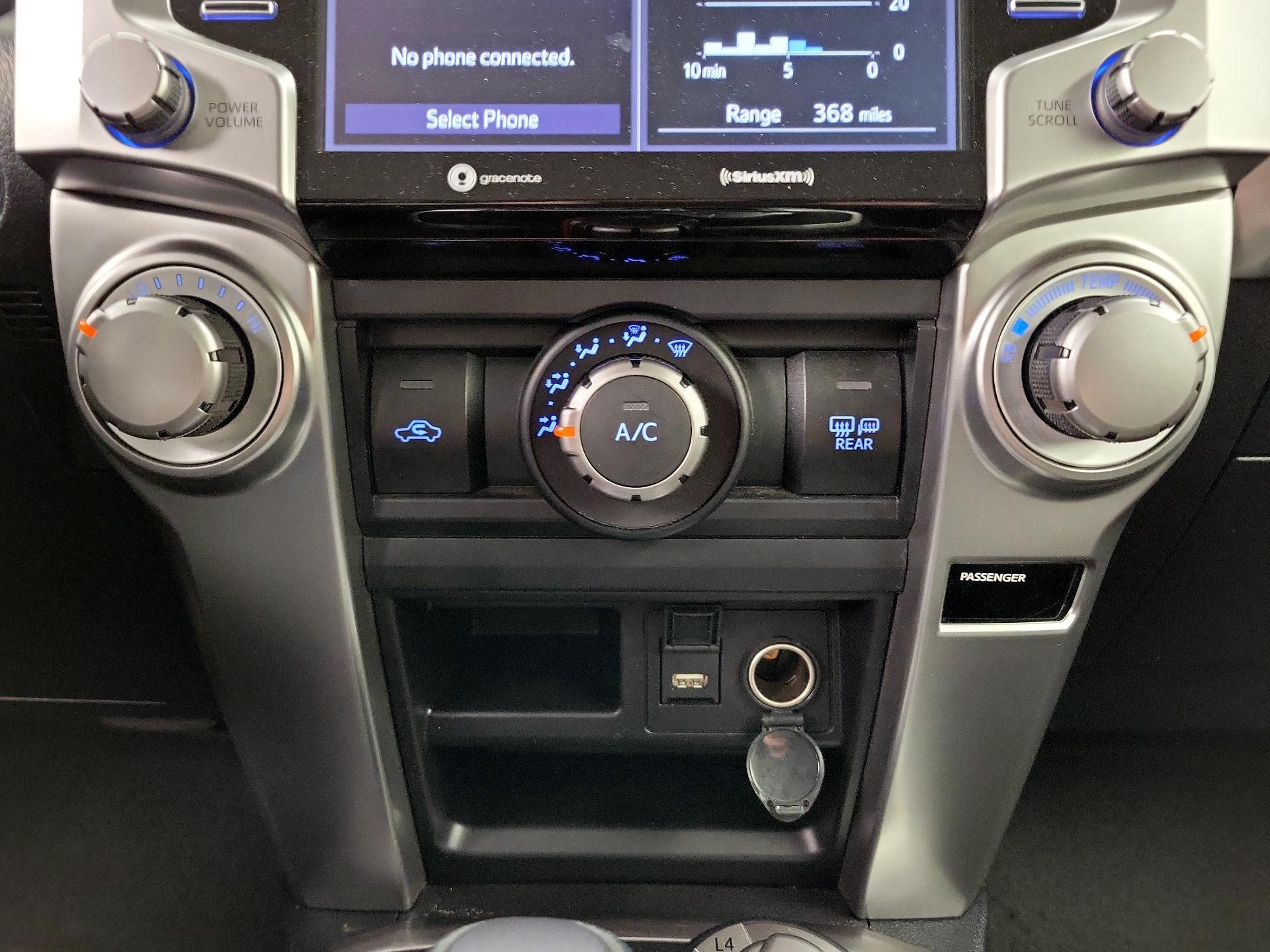 Thumbnail: 2023 Toyota 4Runner - 16