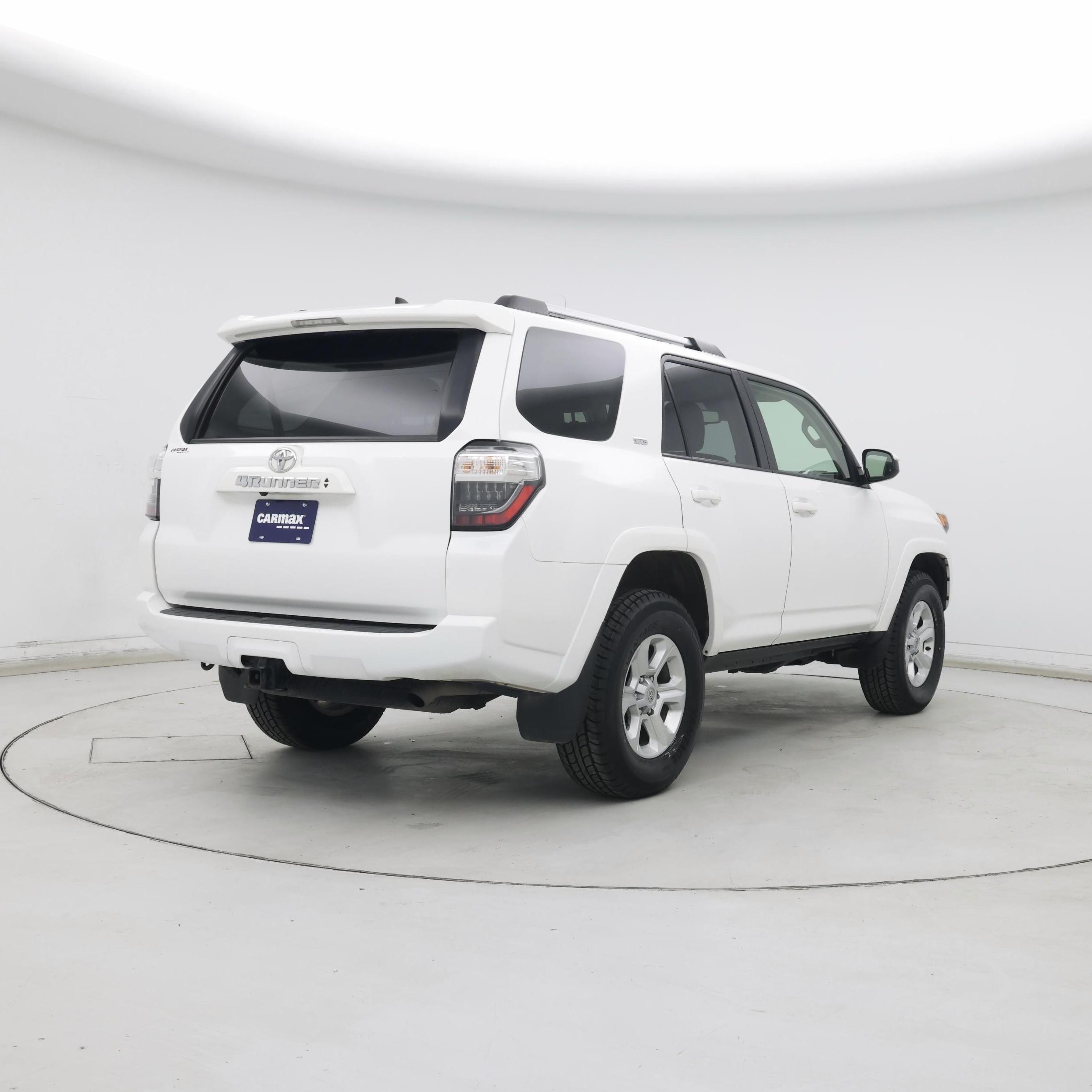 Thumbnail: 2023 Toyota 4Runner - 8