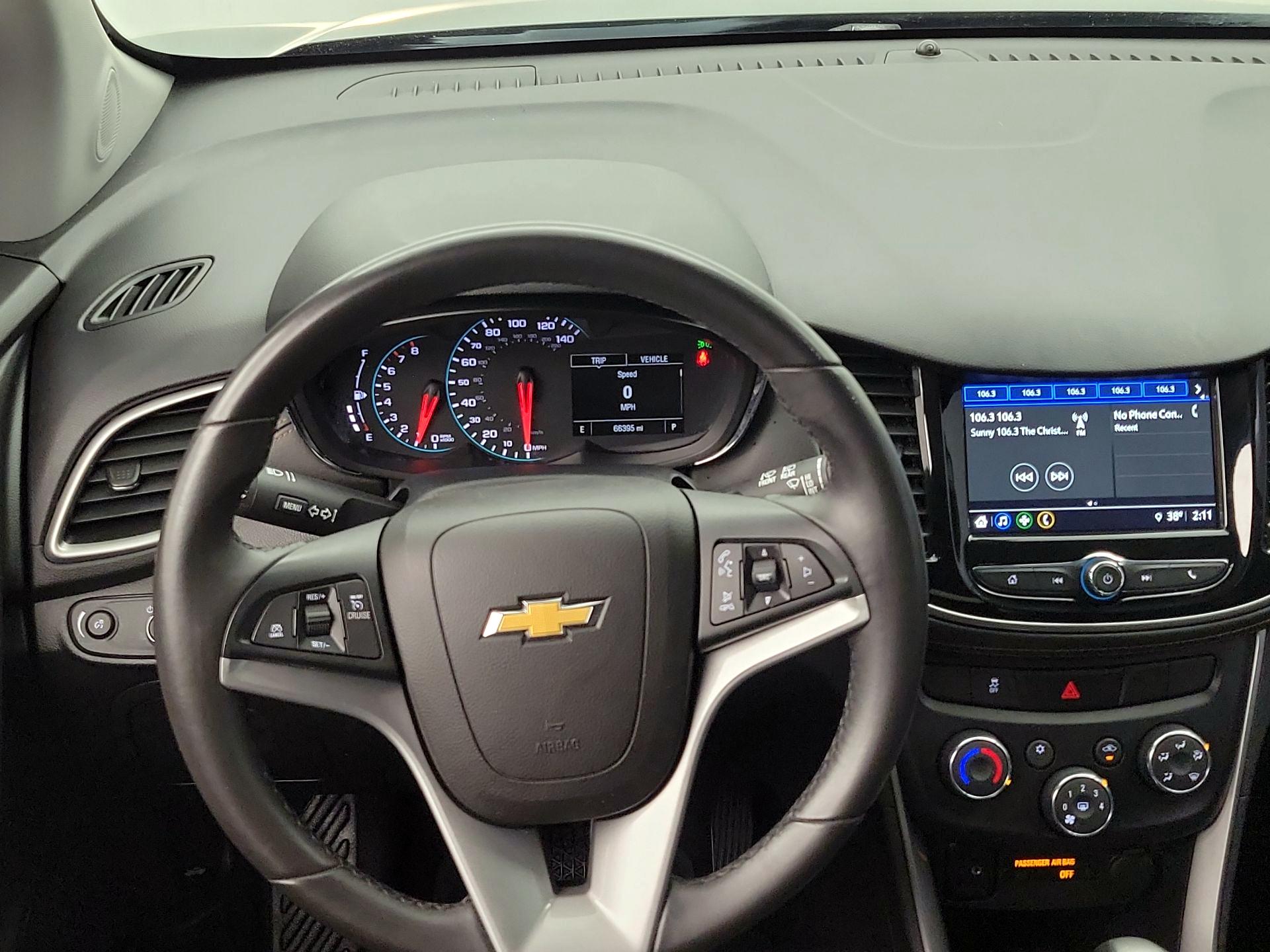 Thumbnail: 2018 Chevrolet Trax - 10