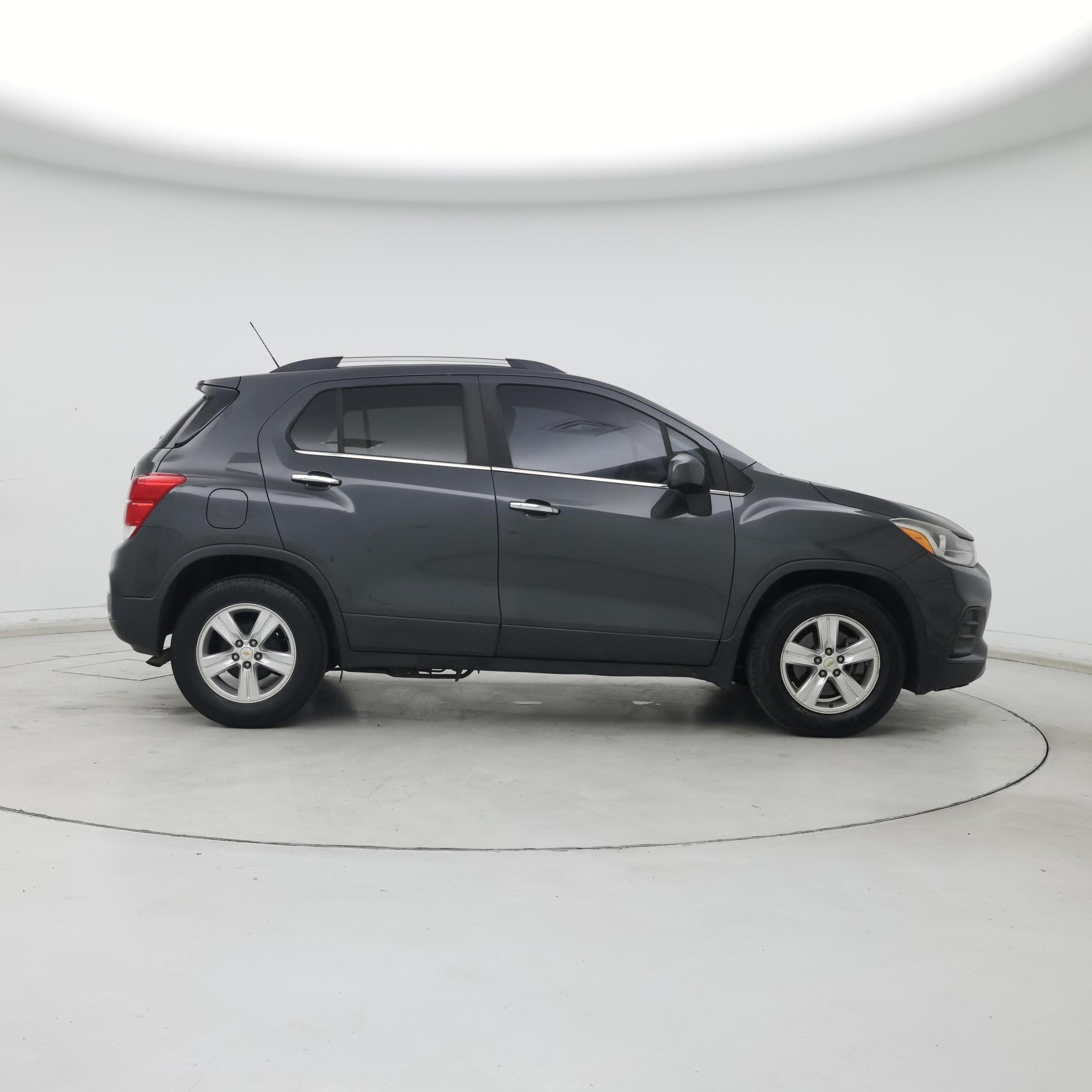 Thumbnail: 2018 Chevrolet Trax - 7