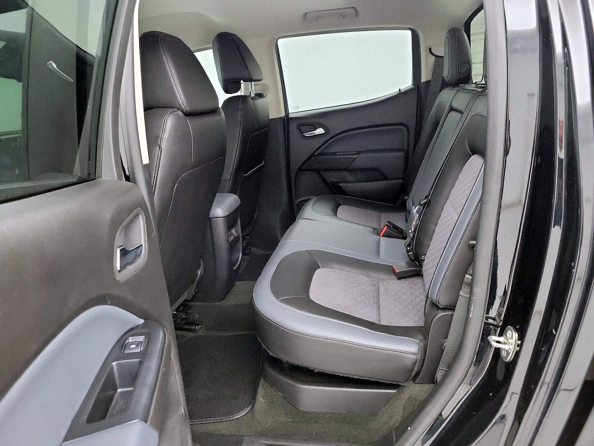 Thumbnail: 2018 Chevrolet Colorado - 20