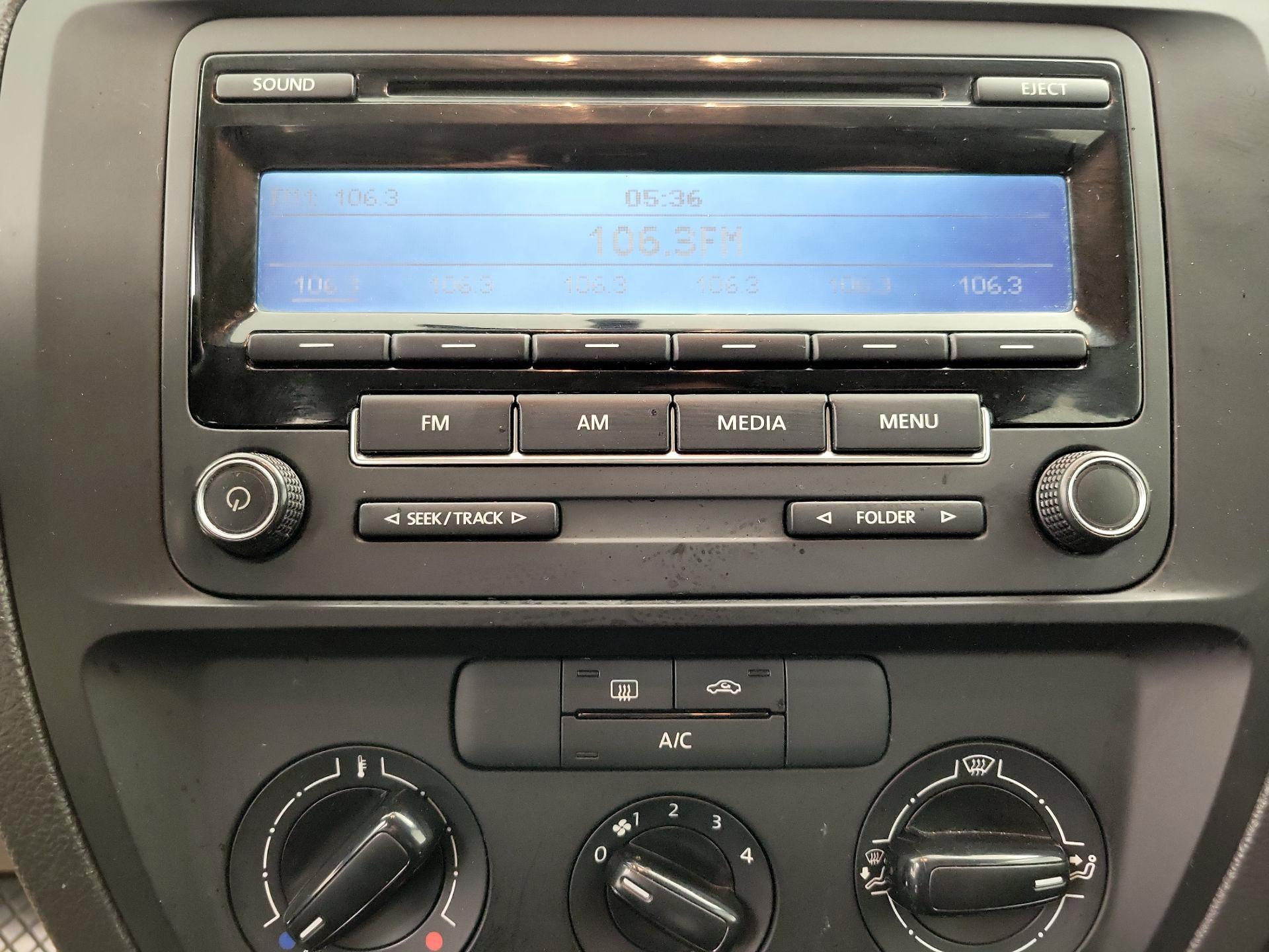 Thumbnail: 2015 Volkswagen Jetta - 14