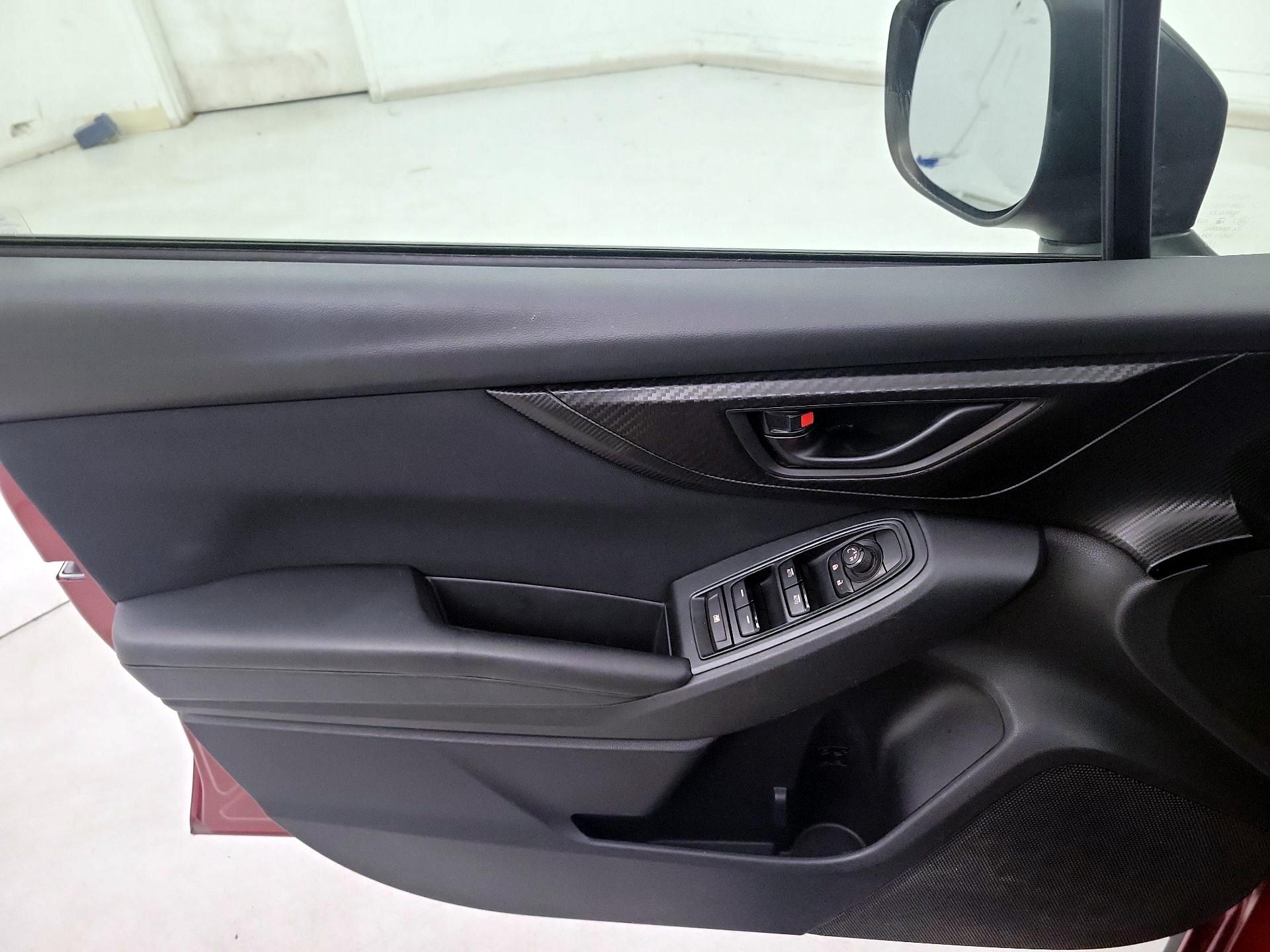 Thumbnail: 2018 Subaru Crosstrek - 12