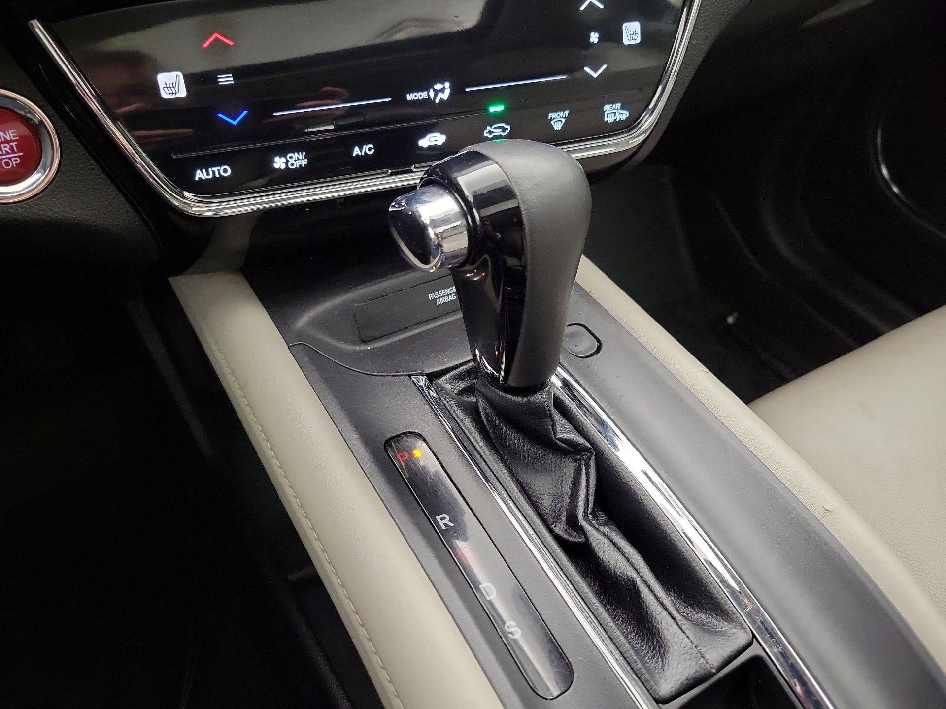 Thumbnail: 2018 Honda HR-V - 18